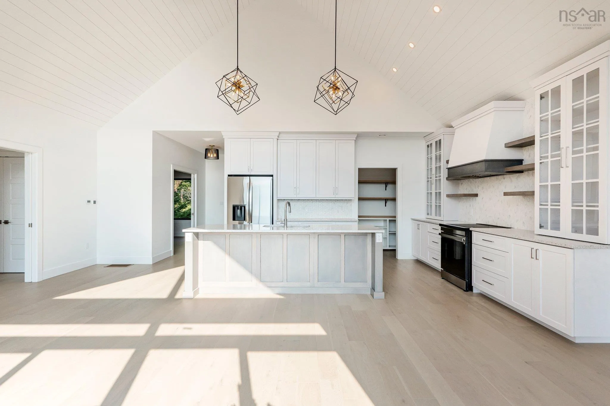 7410 St Margarets Bay Road, Boutiliers Point Ns B3z 1s6, 4 Bedrooms Bedrooms, ,3 BathroomsBathrooms,Residential,For Sale,St Margarets Bay,202509960