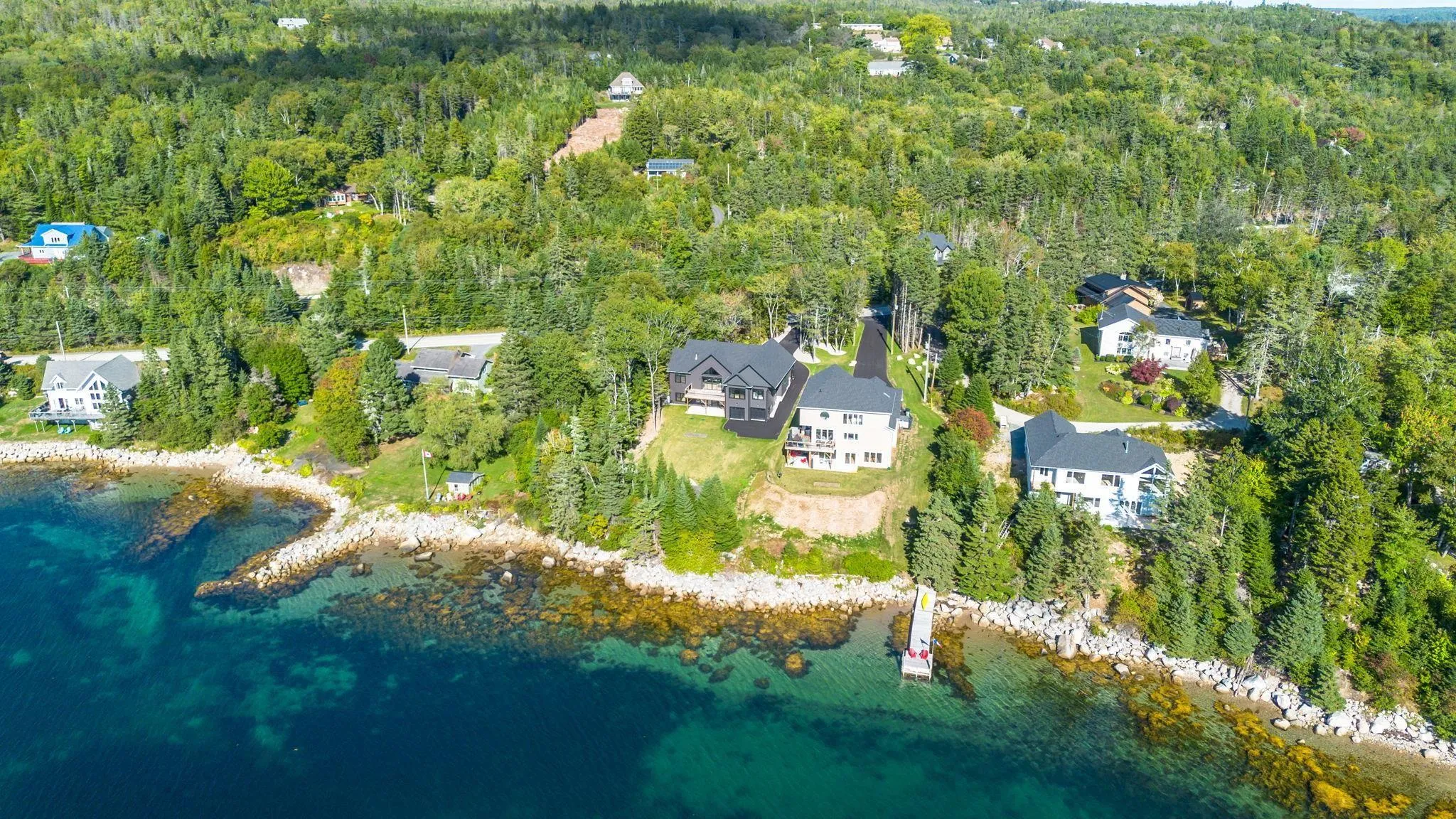 7410 St Margarets Bay Road, Boutiliers Point Ns B3z 1s6, 4 Bedrooms Bedrooms, ,3 BathroomsBathrooms,Residential,For Sale,St Margarets Bay,202509960