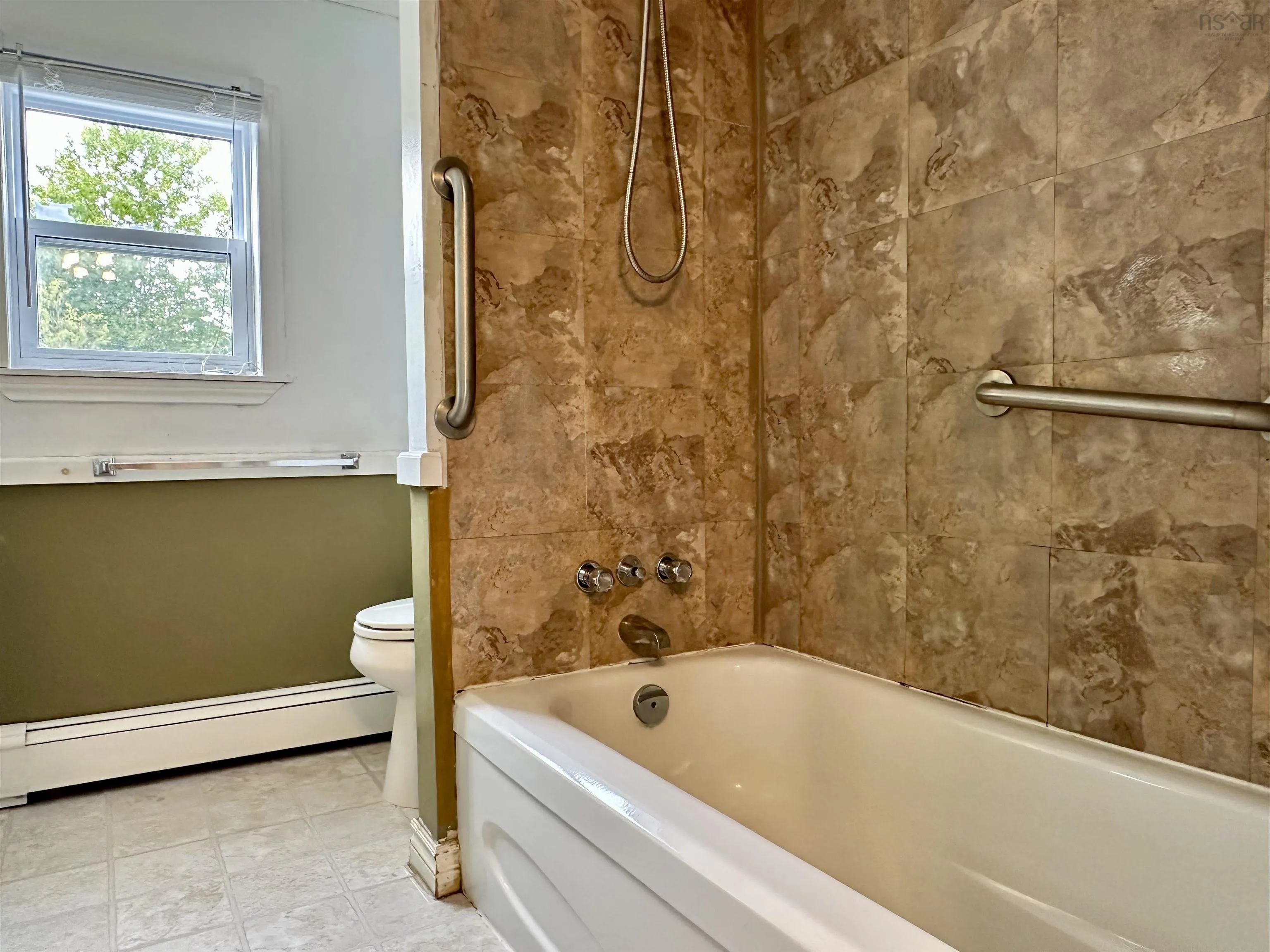 5272 Gabarus Highway, Big Ridge, NS B1K 1Y5, 4 Bedrooms Bedrooms, ,2 BathroomsBathrooms,Residential,For Sale,Gabarus,202521461