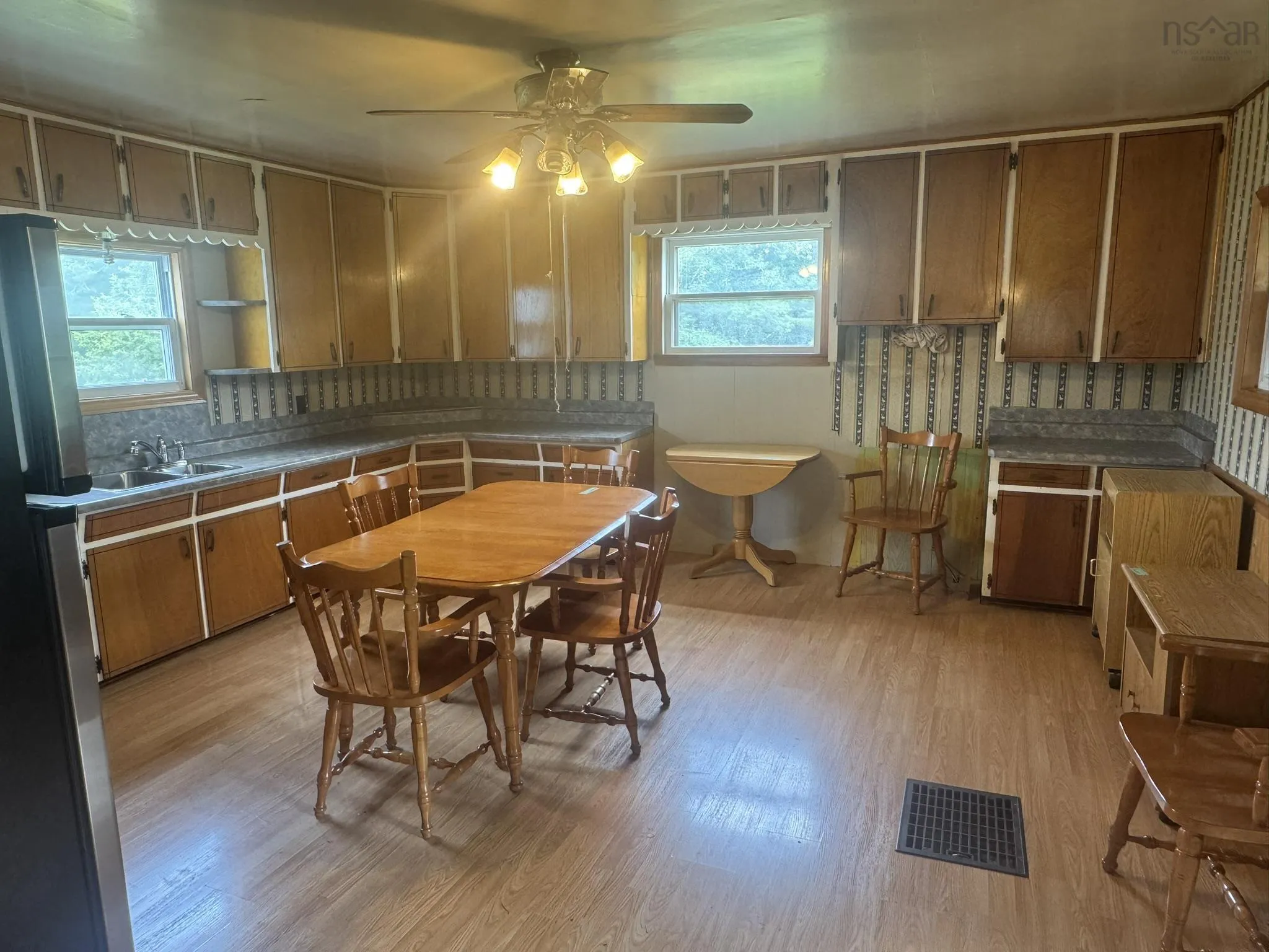185 West Caledonia Road, Caledonia, NS B0T 1B0, 4 Bedrooms Bedrooms, ,1 BathroomBathrooms,Residential,For Sale,West Caledonia,202517409