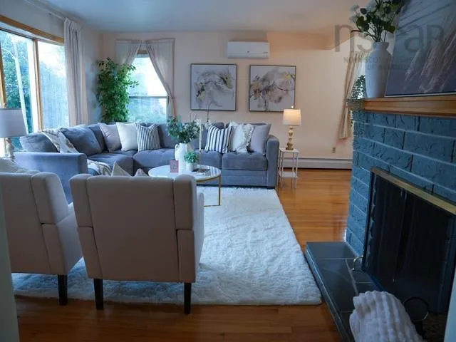 4 Starling Street, Halifax, NS B3M 1V8, 5 Bedrooms Bedrooms, ,2 BathroomsBathrooms,Residential,For Sale,Starling,202523680