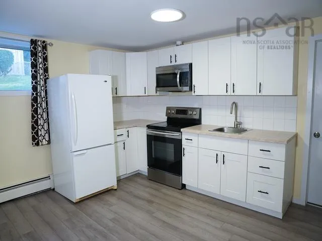 4 Starling Street, Halifax, NS B3M 1V8, 5 Bedrooms Bedrooms, ,2 BathroomsBathrooms,Residential,For Sale,Starling,202523680