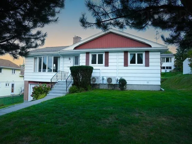 4 Starling Street, Halifax, NS B3M 1V8, 5 Bedrooms Bedrooms, ,2 BathroomsBathrooms,Residential,For Sale,Starling,202523680