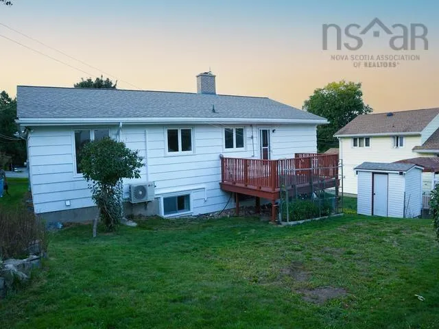 4 Starling Street, Halifax, NS B3M 1V8, 5 Bedrooms Bedrooms, ,2 BathroomsBathrooms,Residential,For Sale,Starling,202523680