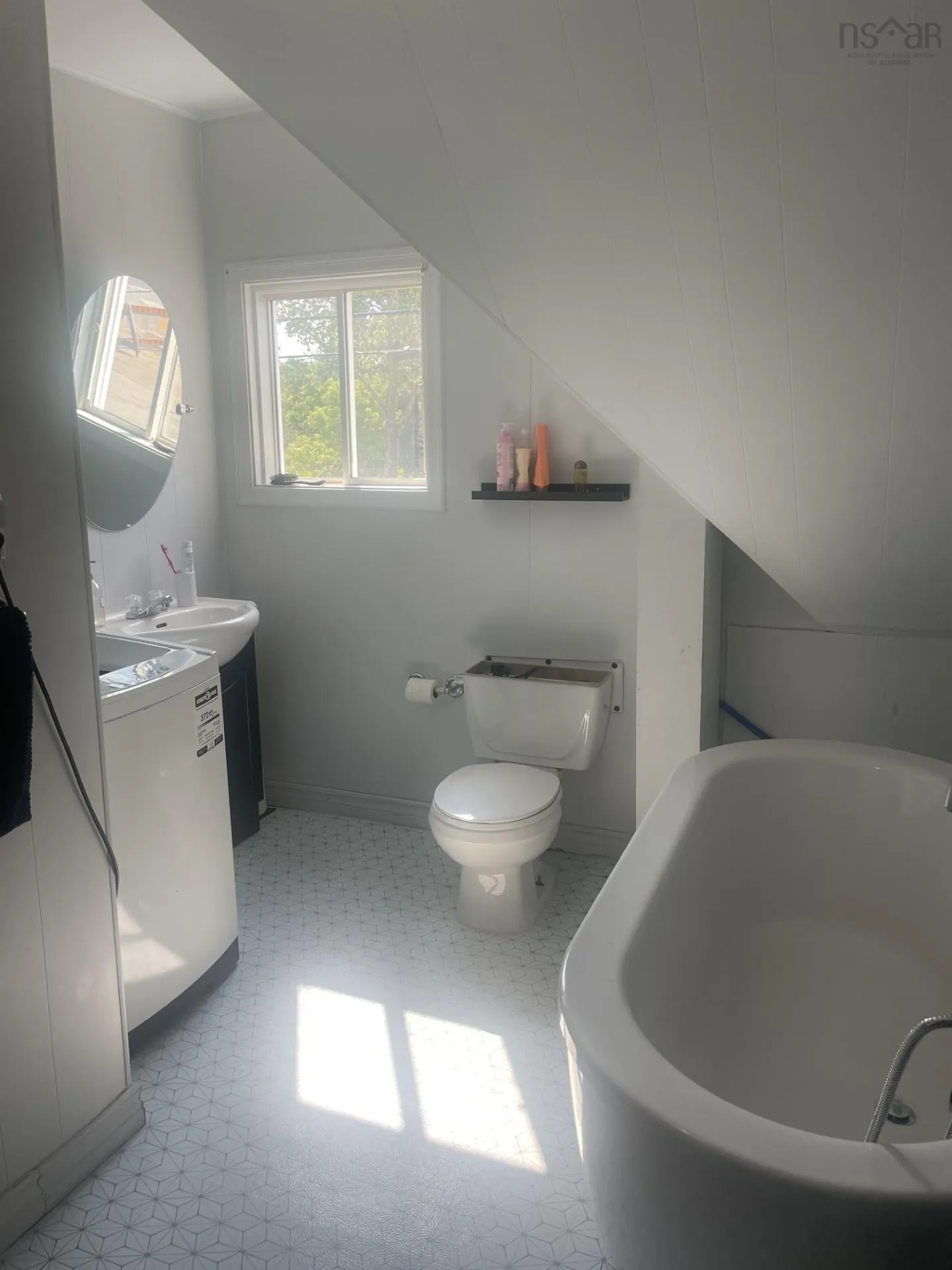 113 Rutherford Street, Stellarton, NS B0K 1S0, 3 Bedrooms Bedrooms, ,2 BathroomsBathrooms,Residential,For Sale,Rutherford,202520574