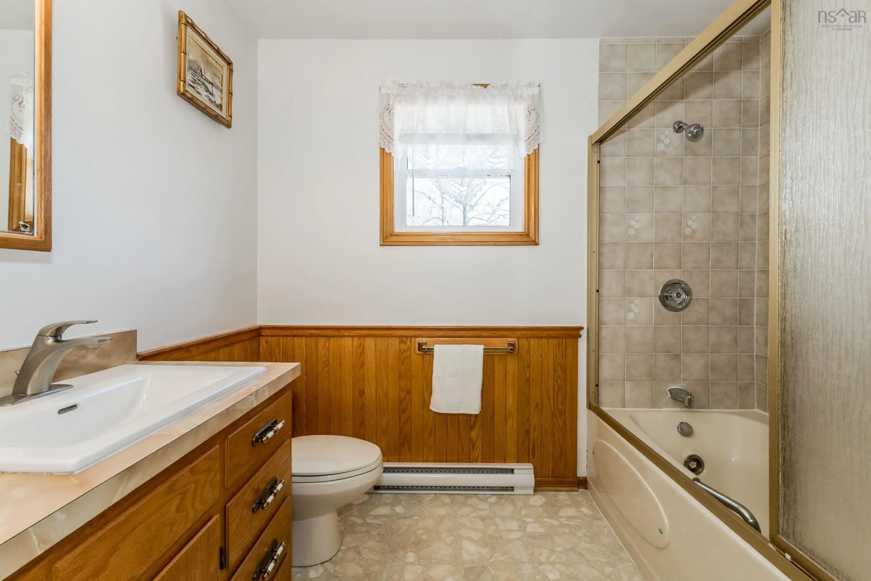 122 Maple Avenue, Berwick, NS B0P 1E0, 3 Bedrooms Bedrooms, ,1 BathroomBathrooms,Residential,For Sale,Maple,202522254