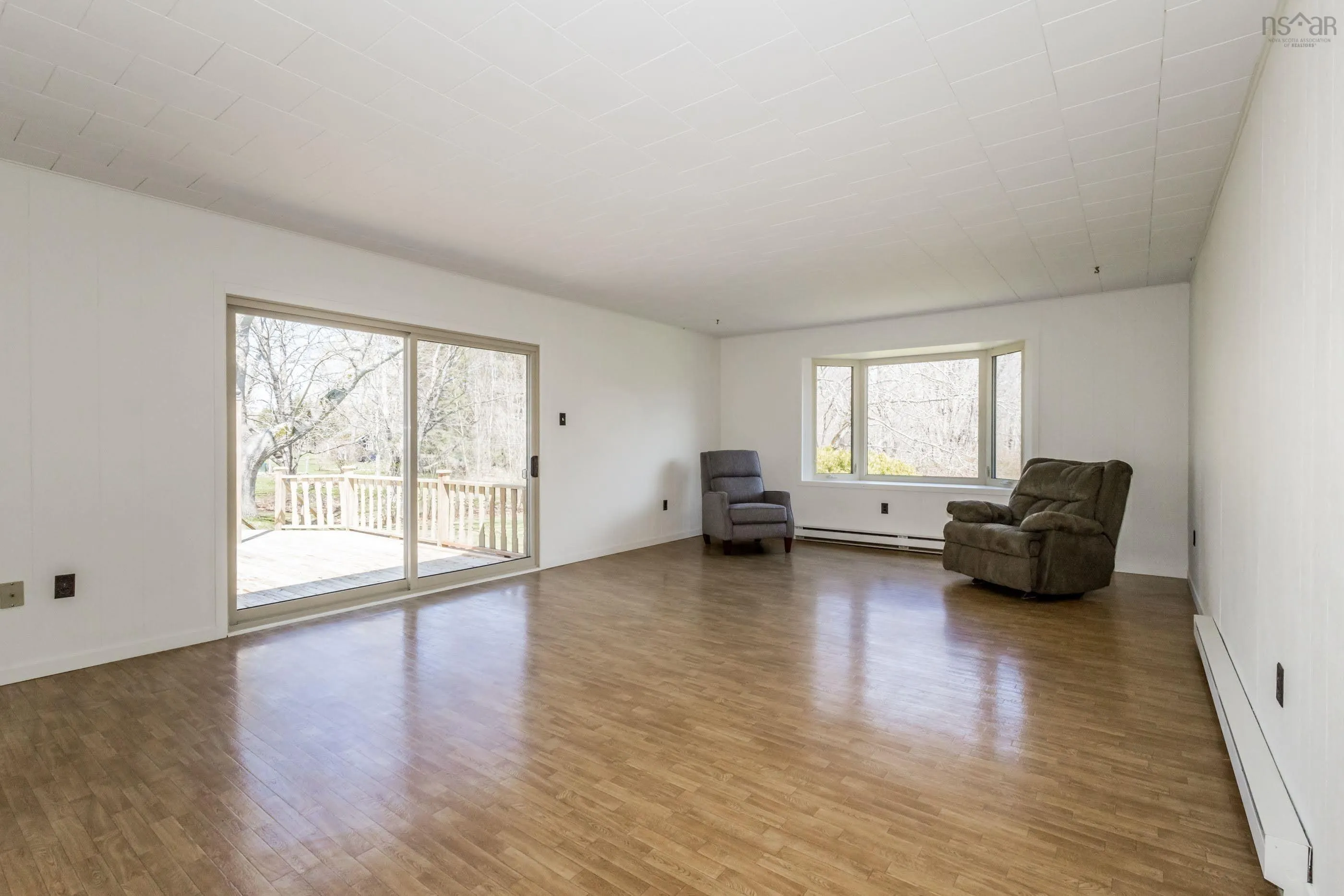 122 Maple Avenue, Berwick, NS B0P 1E0, 3 Bedrooms Bedrooms, ,1 BathroomBathrooms,Residential,For Sale,Maple,202522254
