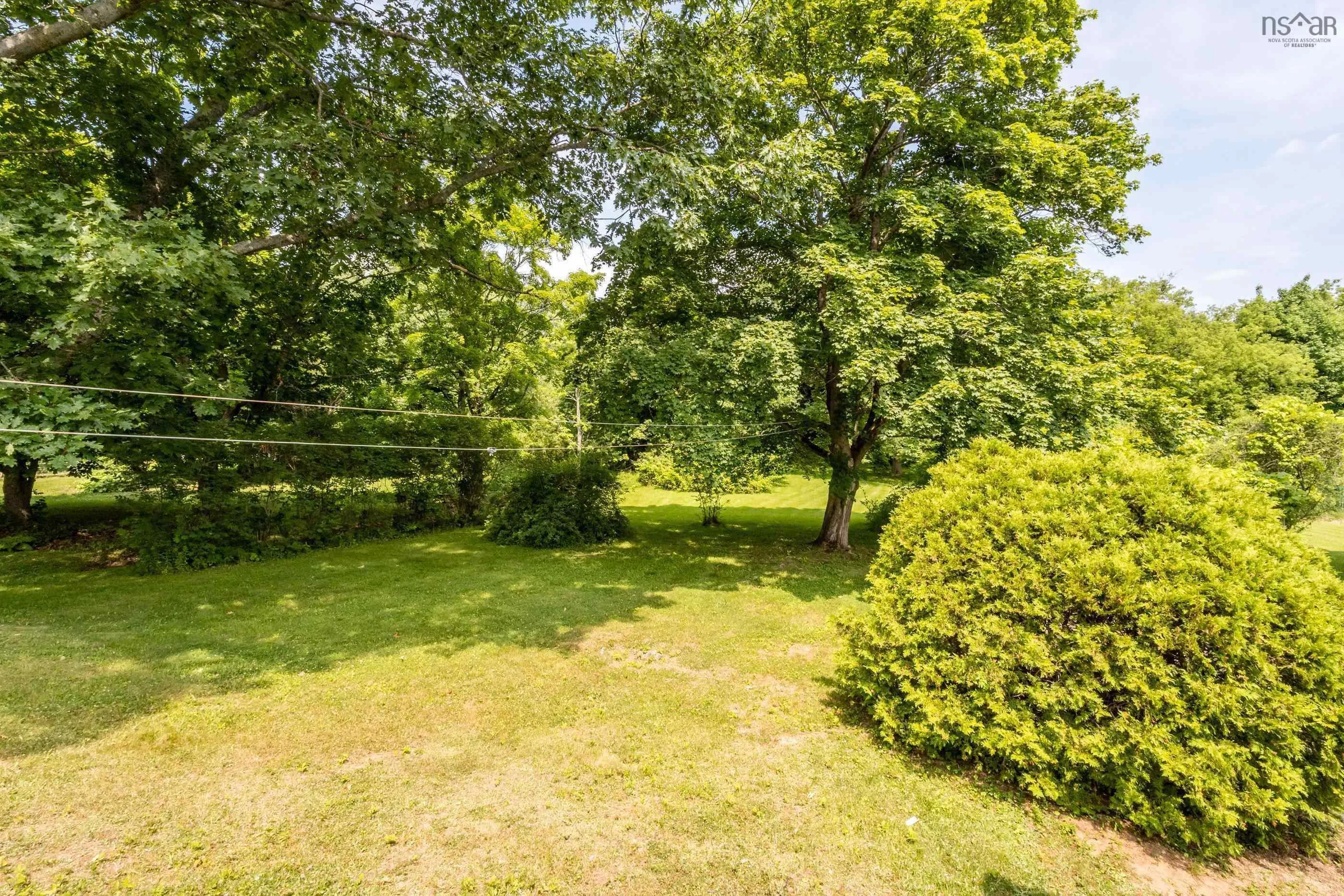 122 Maple Avenue, Berwick, NS B0P 1E0, 3 Bedrooms Bedrooms, ,1 BathroomBathrooms,Residential,For Sale,Maple,202522254