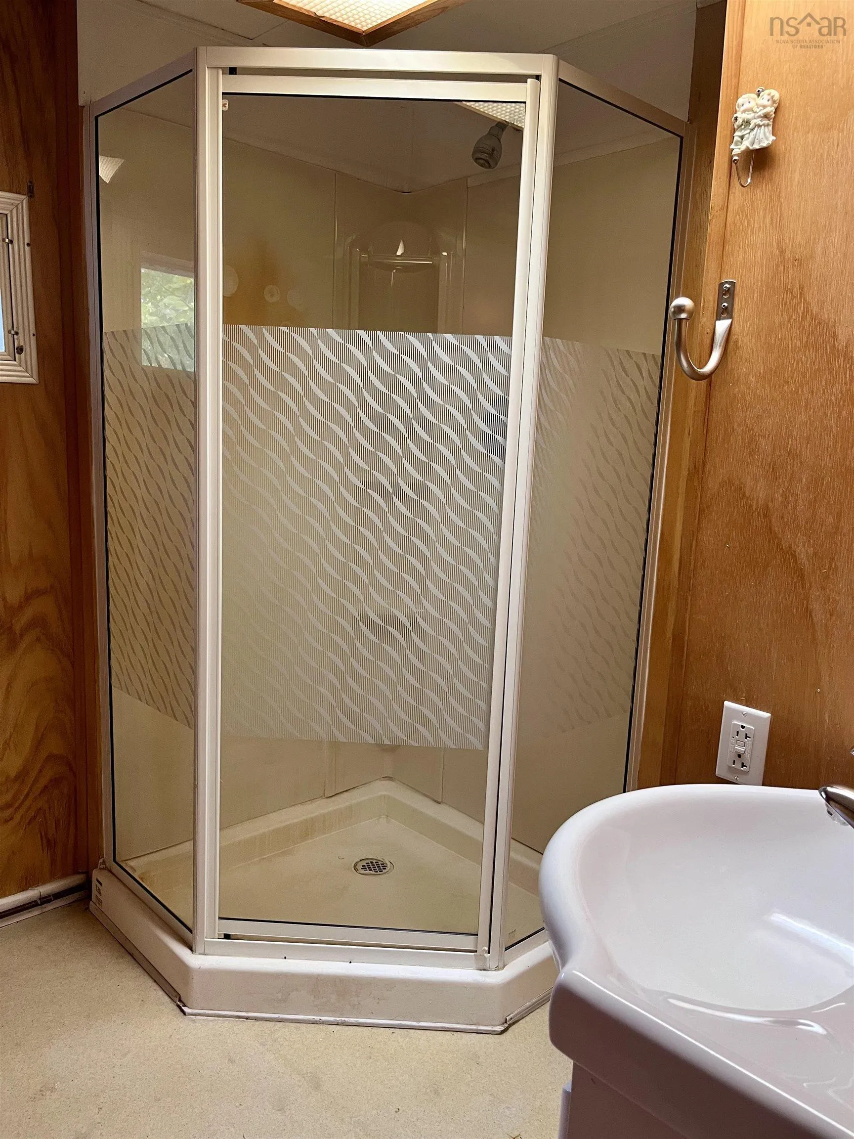 4276 Clementsvale Road, Princedale Ns B0s 1g0, 1 Bedroom Bedrooms, ,1 BathroomBathrooms,Residential,For Sale,Clementsvale,202421821