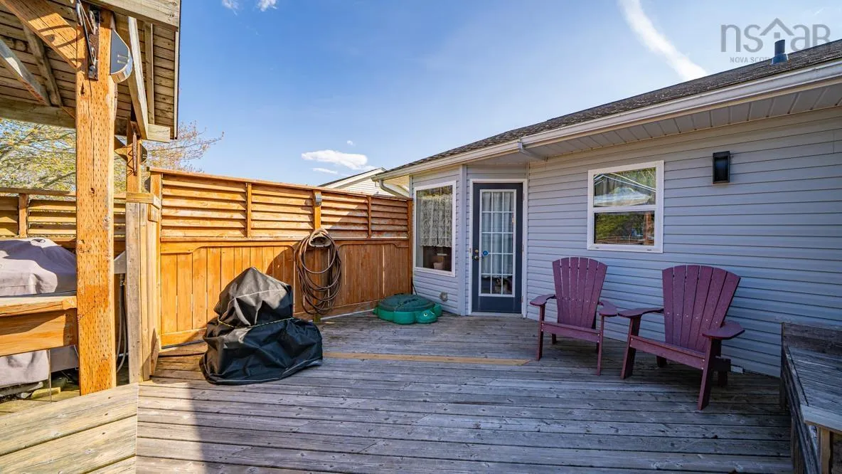 15 Wilton Crescent, Cole Harbour, NS B2V 2S9, 4 Bedrooms Bedrooms, ,2 BathroomsBathrooms,Residential,For Sale,Wilton,202512667