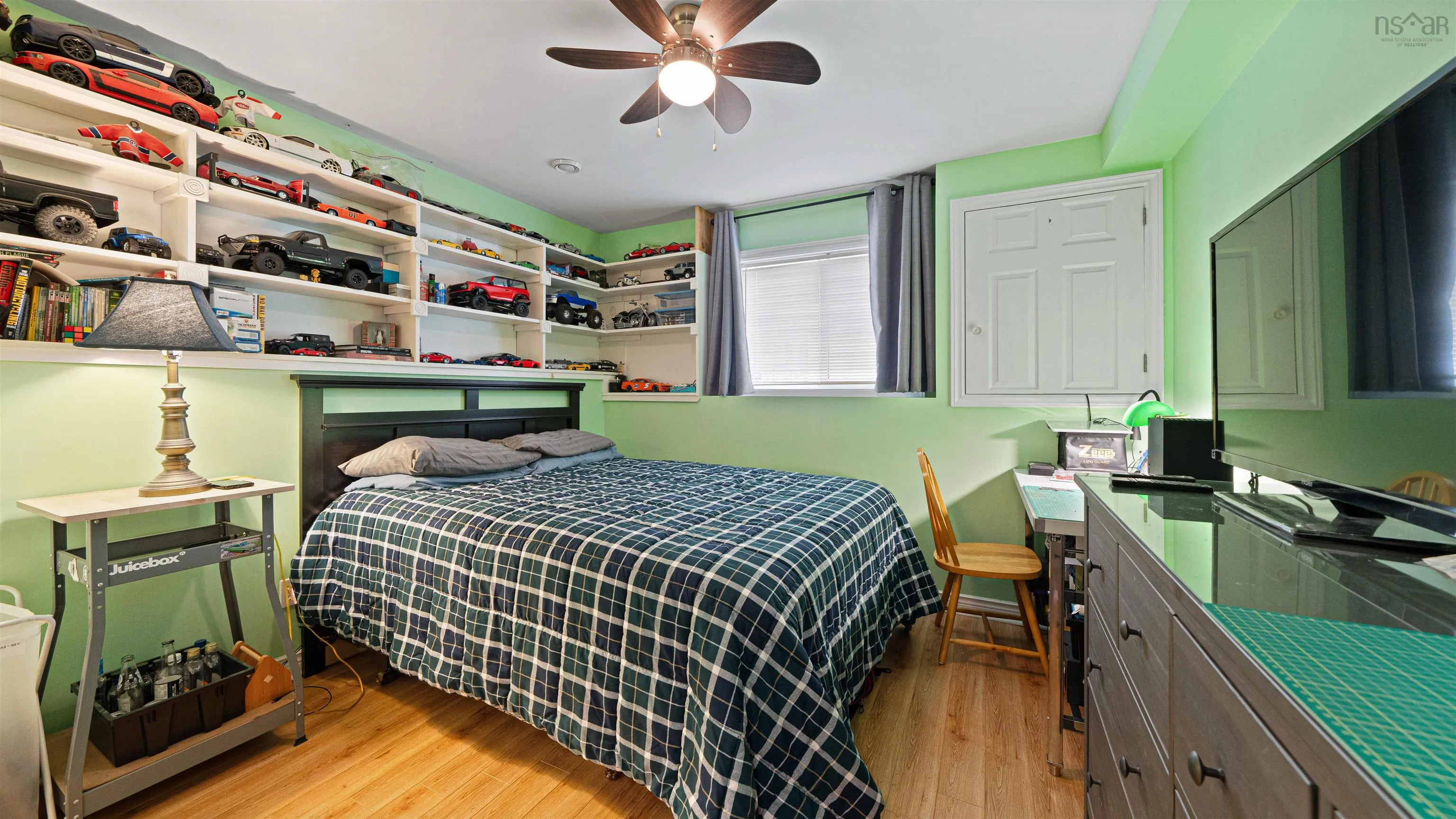 15 Wilton Crescent, Cole Harbour, NS B2V 2S9, 4 Bedrooms Bedrooms, ,2 BathroomsBathrooms,Residential,For Sale,Wilton,202512667