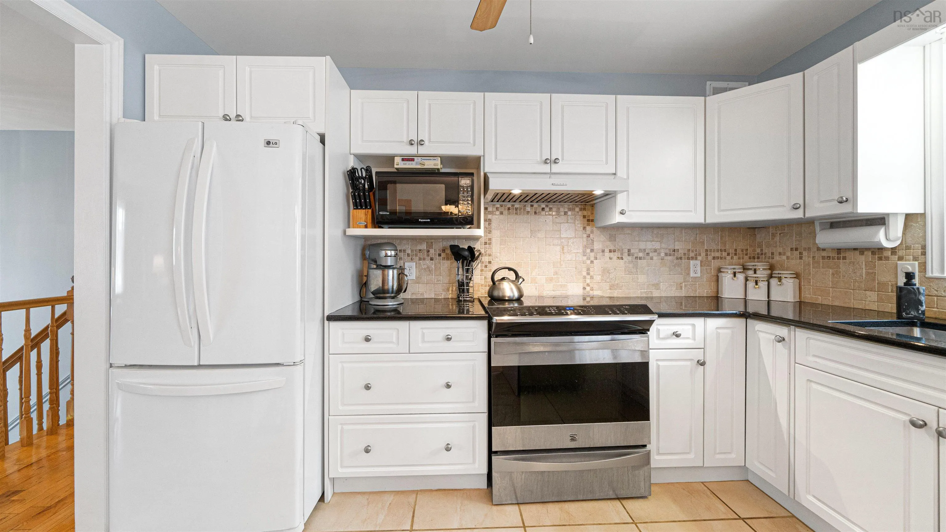 15 Wilton Crescent, Cole Harbour, NS B2V 2S9, 4 Bedrooms Bedrooms, ,2 BathroomsBathrooms,Residential,For Sale,Wilton,202512667