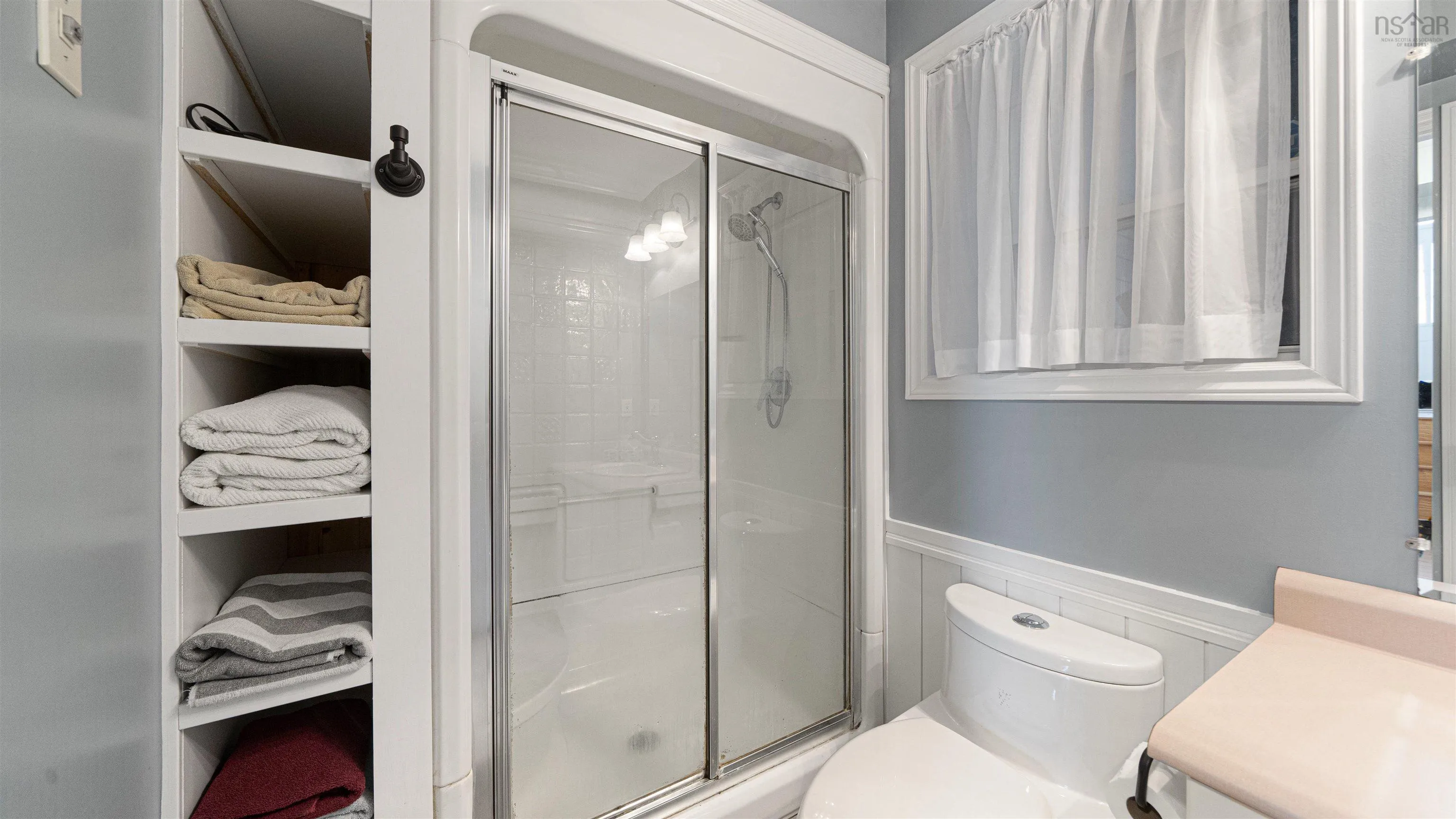 15 Wilton Crescent, Cole Harbour, NS B2V 2S9, 4 Bedrooms Bedrooms, ,2 BathroomsBathrooms,Residential,For Sale,Wilton,202512667