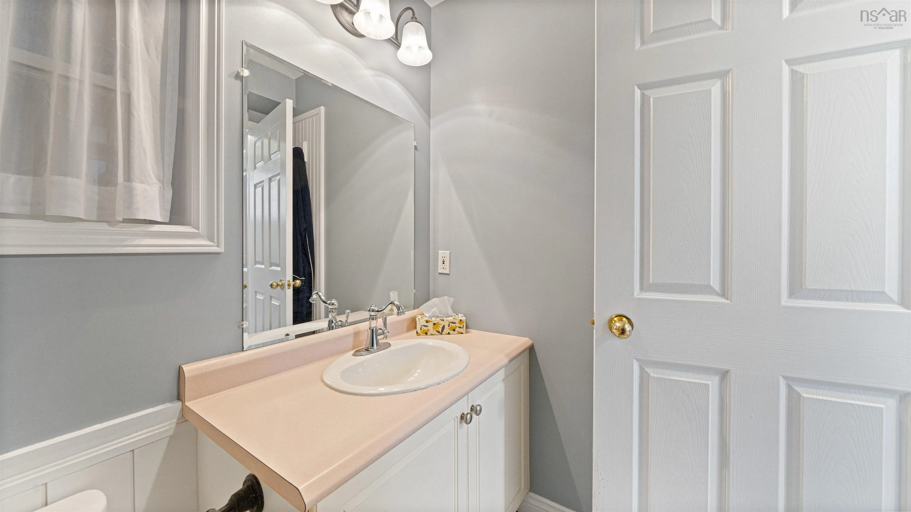 15 Wilton Crescent, Cole Harbour, NS B2V 2S9, 4 Bedrooms Bedrooms, ,2 BathroomsBathrooms,Residential,For Sale,Wilton,202512667