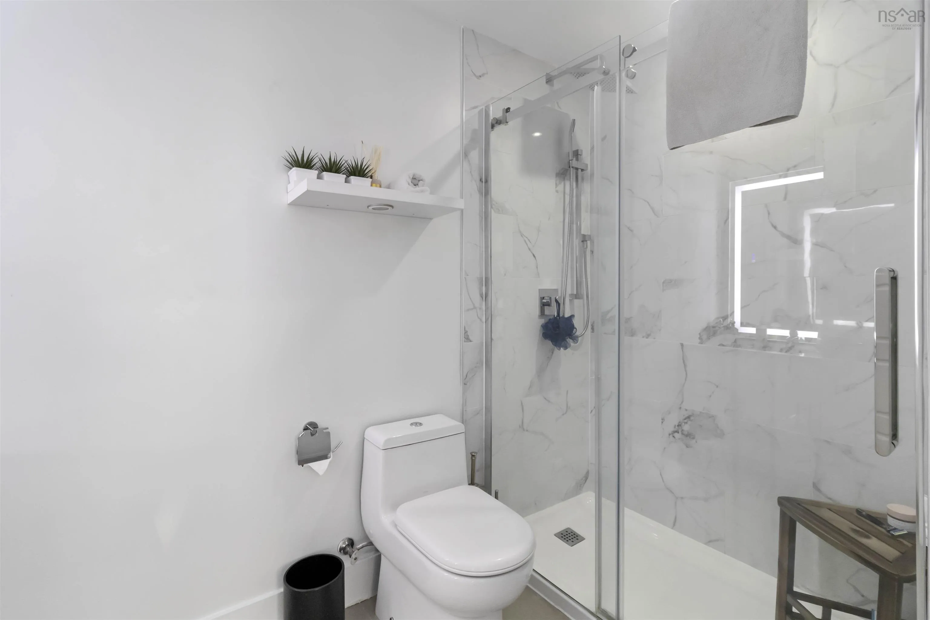 805-15 Kings Wharf Place, Dartmouth, NS B2Y 0C1, 2 Bedrooms Bedrooms, ,2 BathroomsBathrooms,Residential,For Sale,Kings Wharf,202518443