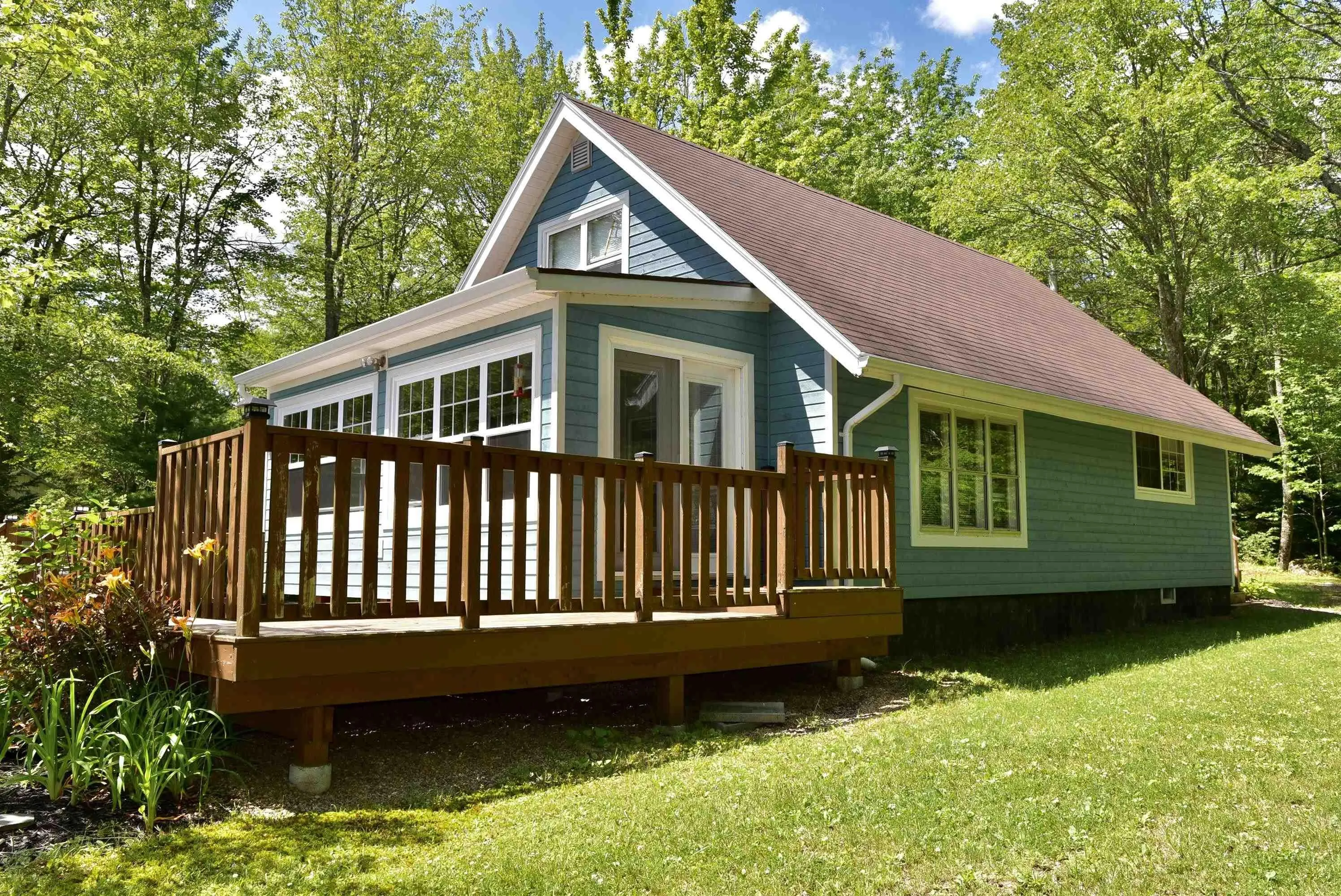 1401 Tree Line Drive, New Albany, NS B0S 1P0, 2 Bedrooms Bedrooms, ,1 BathroomBathrooms,Residential,For Sale,Tree Line,202517918