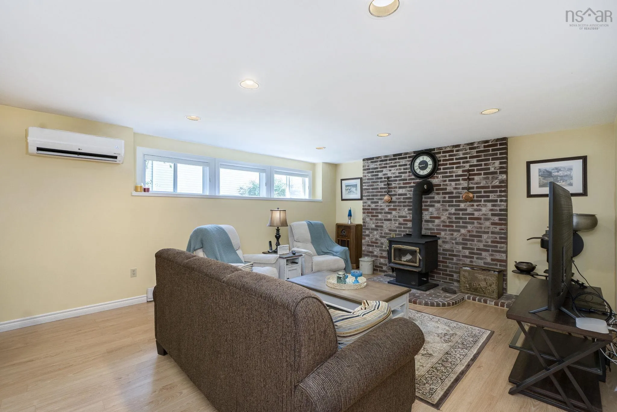 180 Rockmanor Drive, Bedford, NS B4A 3B5, 5 Bedrooms Bedrooms, ,3 BathroomsBathrooms,Residential,For Sale,Rockmanor,202520137
