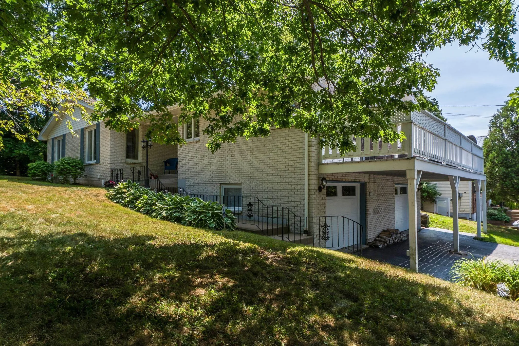 180 Rockmanor Drive, Bedford, NS B4A 3B5, 5 Bedrooms Bedrooms, ,3 BathroomsBathrooms,Residential,For Sale,Rockmanor,202520137