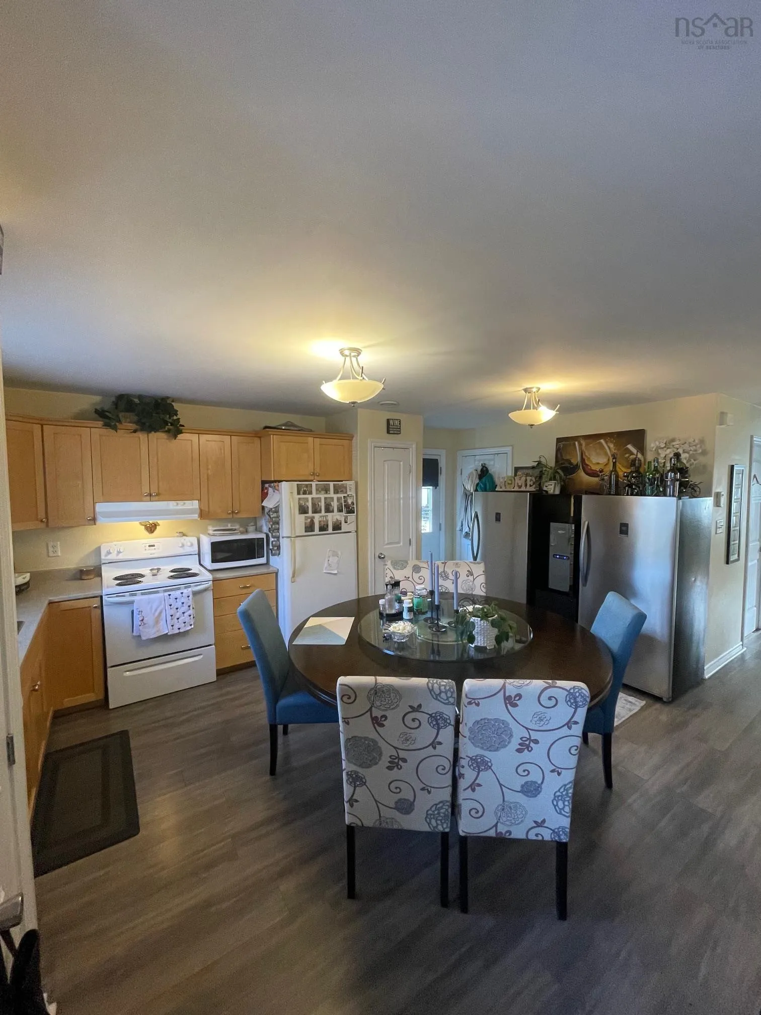861/863 Beaver Bank Road, Beaver Bank Ns B4g 1c1, ,Residential Income,For Sale,Beaver Bank,202501409