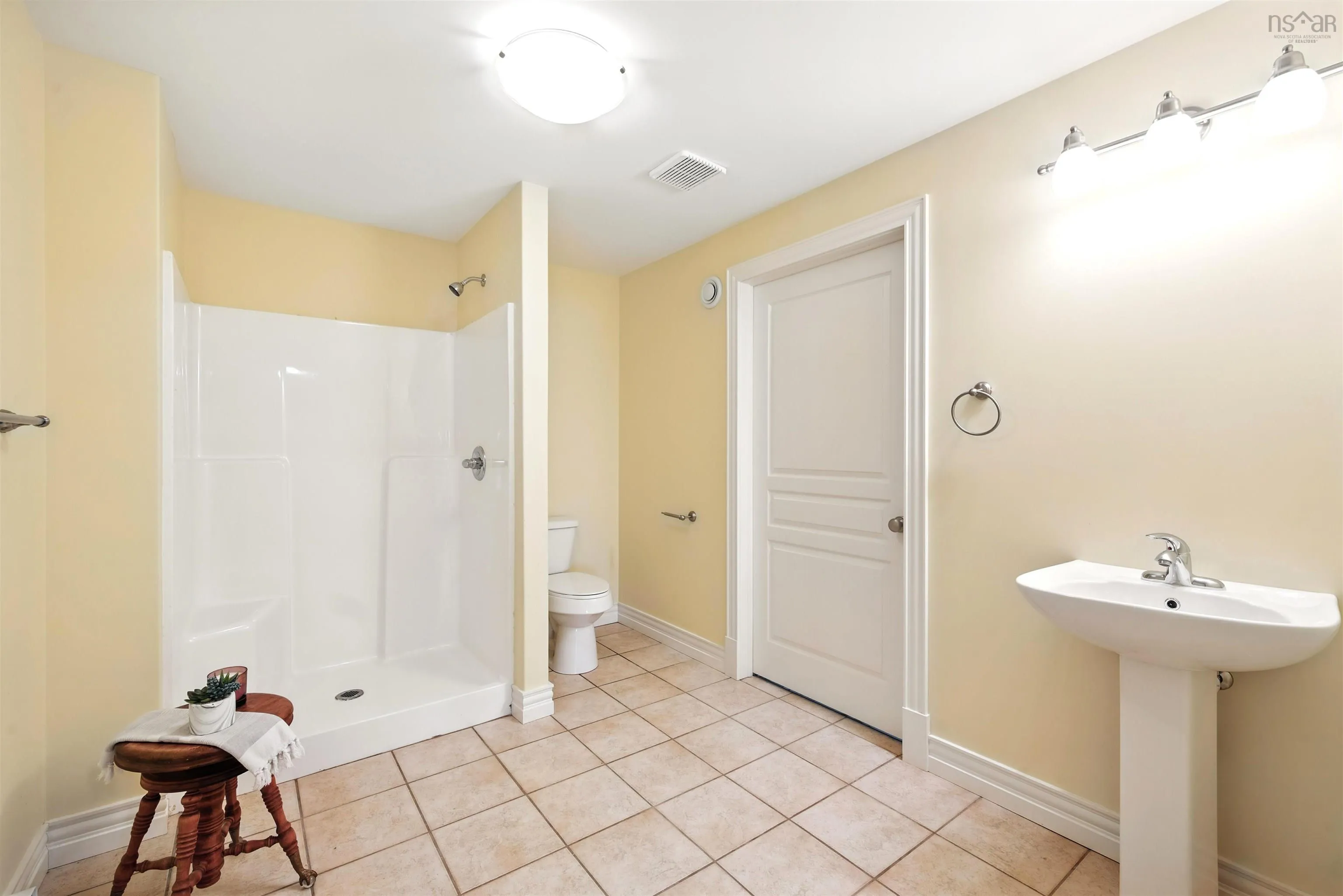 103 Claudia Crescent, Middle Sackville, NS B4E 0C5, 3 Bedrooms Bedrooms, ,3 BathroomsBathrooms,Residential,For Sale,Claudia,202517828