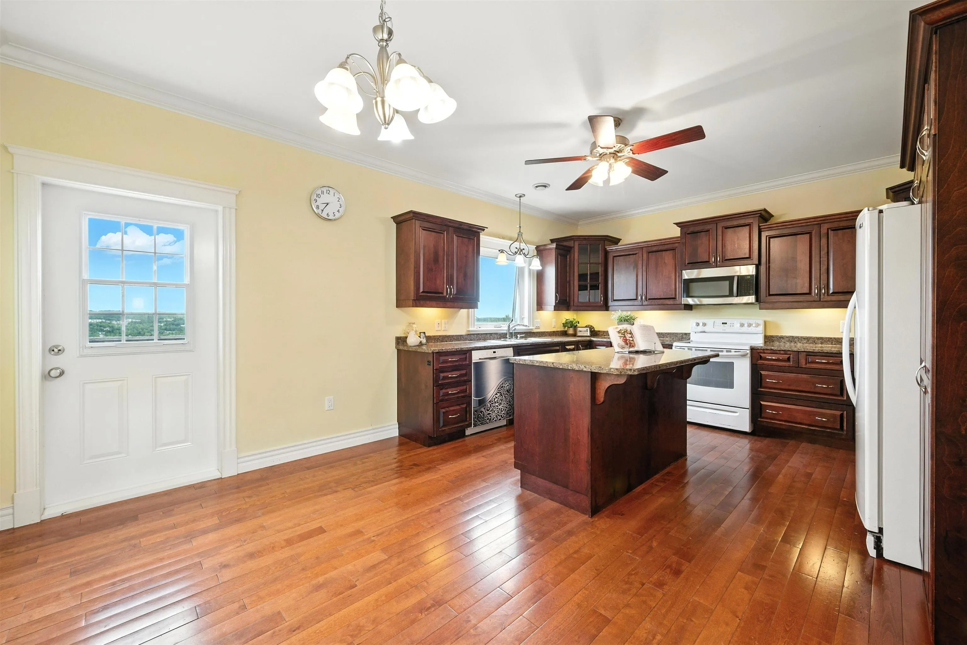 103 Claudia Crescent, Middle Sackville, NS B4E 0C5, 3 Bedrooms Bedrooms, ,3 BathroomsBathrooms,Residential,For Sale,Claudia,202517828