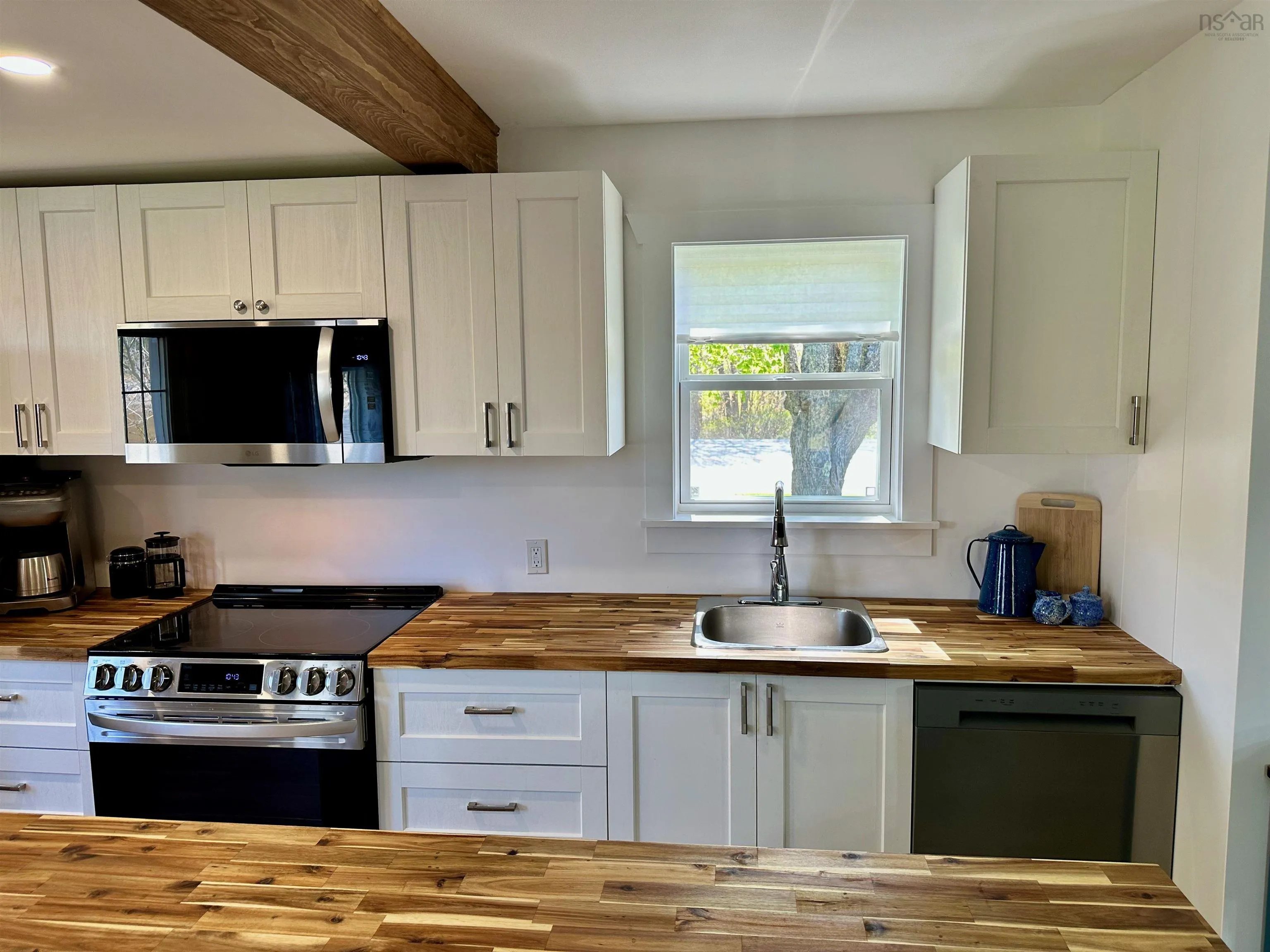 15498 Highway 3 Highway, Hebbville, NS B4V 6X6, 3 Bedrooms Bedrooms, ,2 BathroomsBathrooms,Residential,For Sale,Highway 3,202511731