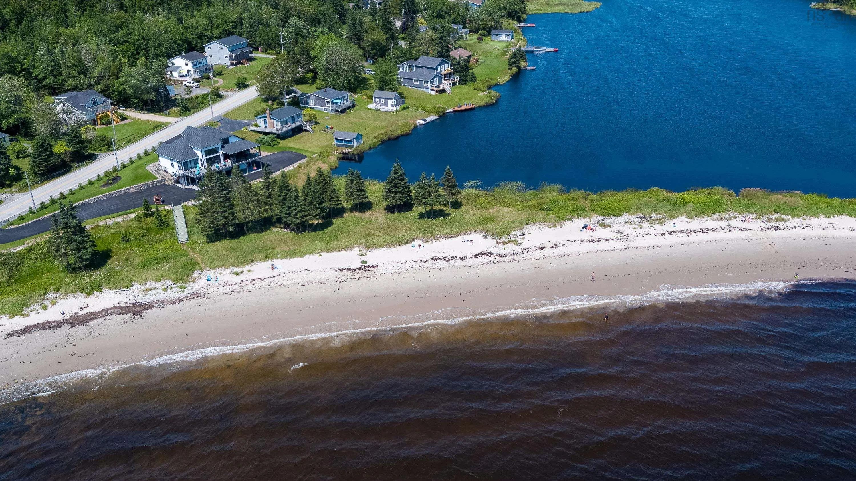 100 Meisners Point Road, Ingramport, NS B3E 3Z3, 4 Bedrooms Bedrooms, ,2 BathroomsBathrooms,Residential,For Sale,Meisners Point,202427812