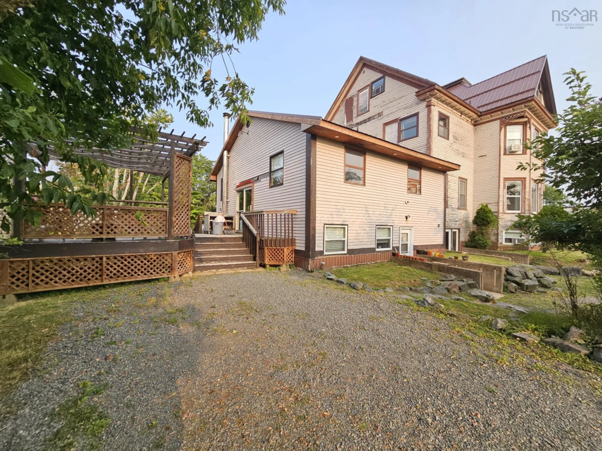435 Prince Street, Truro, NS B2N 1E6, 9 Bedrooms Bedrooms, ,Residential Income,For Sale,Prince,202520595
