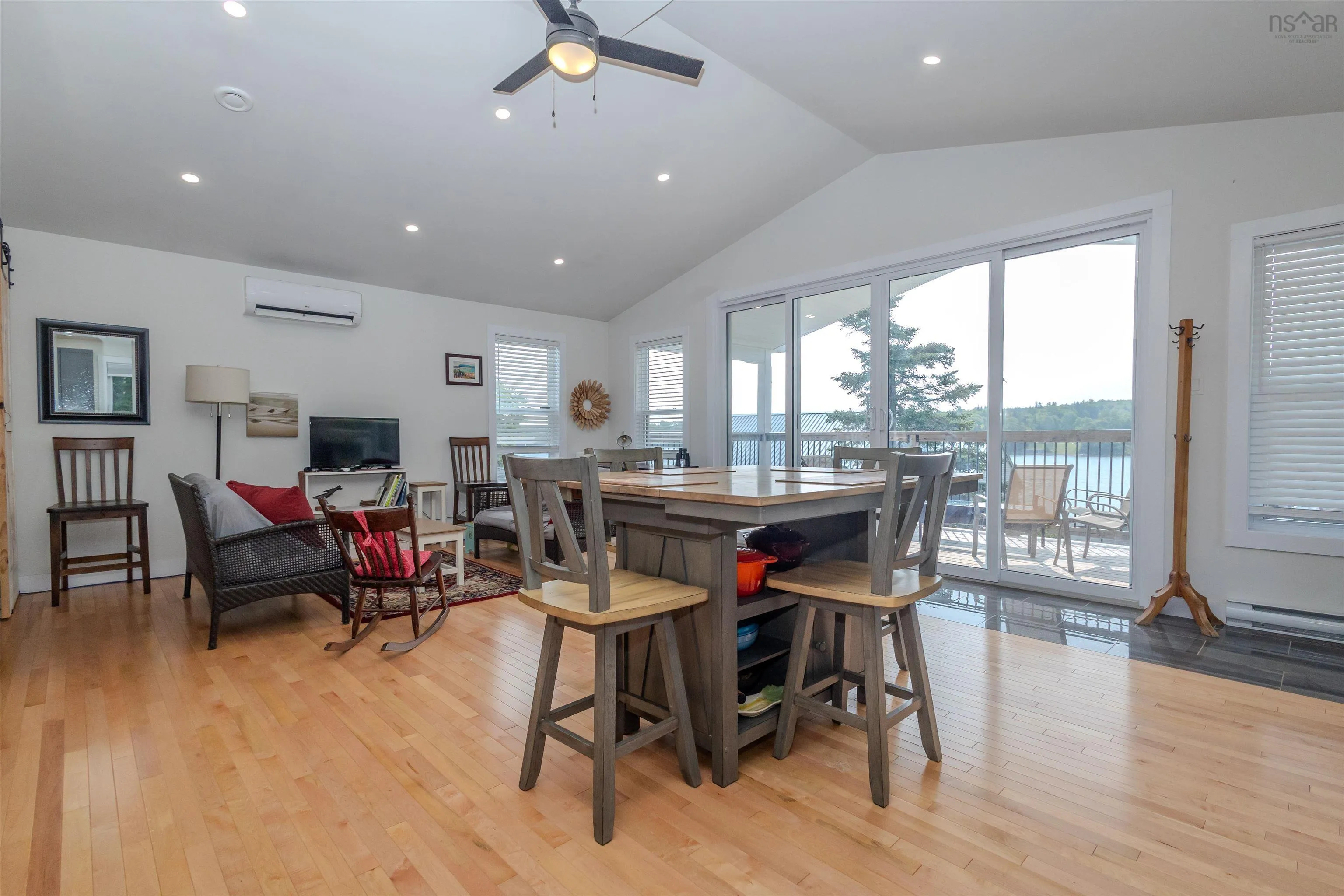 115 Morrison Road, North Side East Bay, NS B1J 1B9, 5 Bedrooms Bedrooms, ,2 BathroomsBathrooms,Residential,For Sale,Morrison,202520512