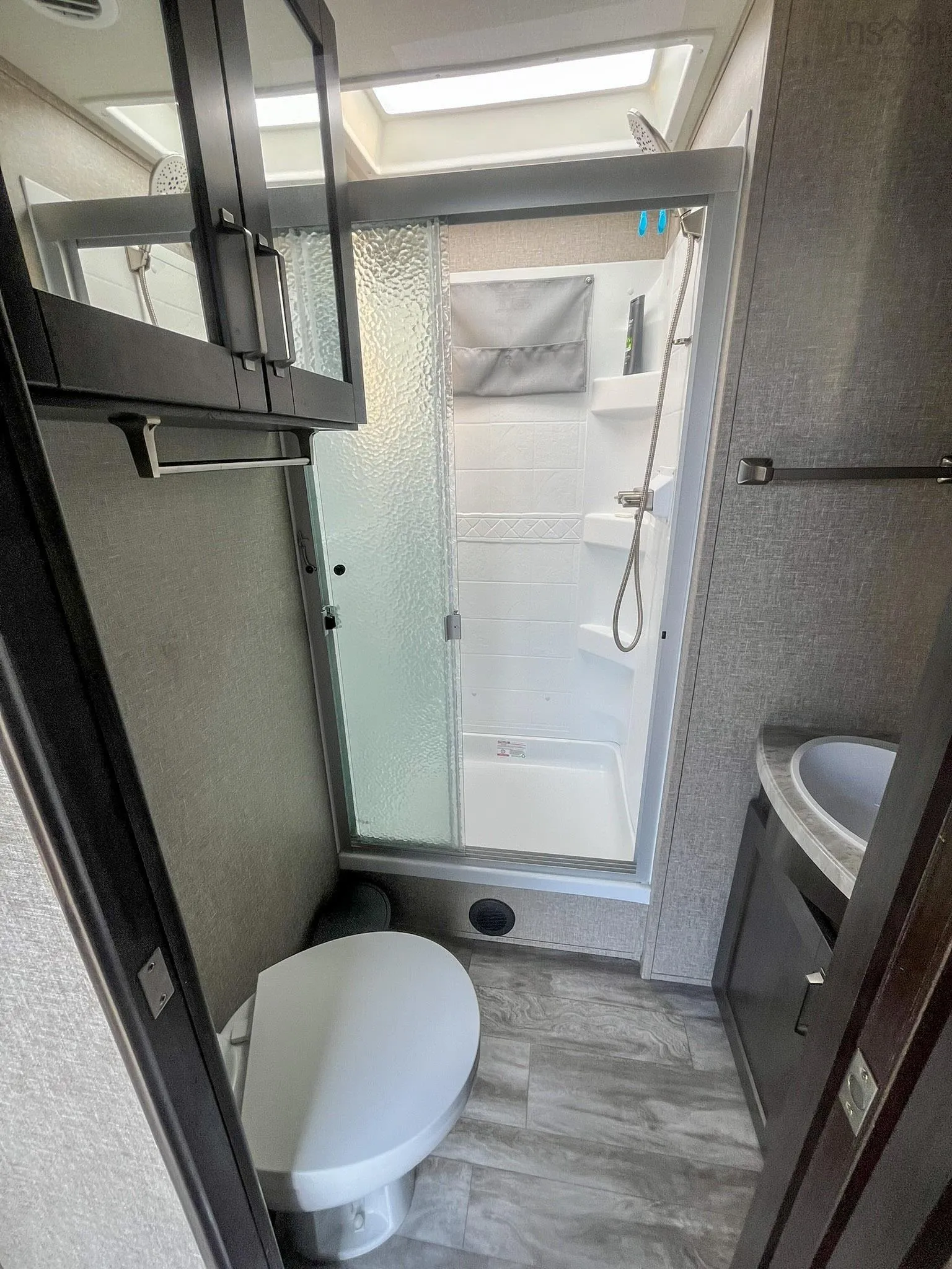 West Bay Highway, St Georges Channel, NS B0E 3K0, 1 Bedroom Bedrooms, ,1 BathroomBathrooms,Residential,For Sale,West Bay,202519020