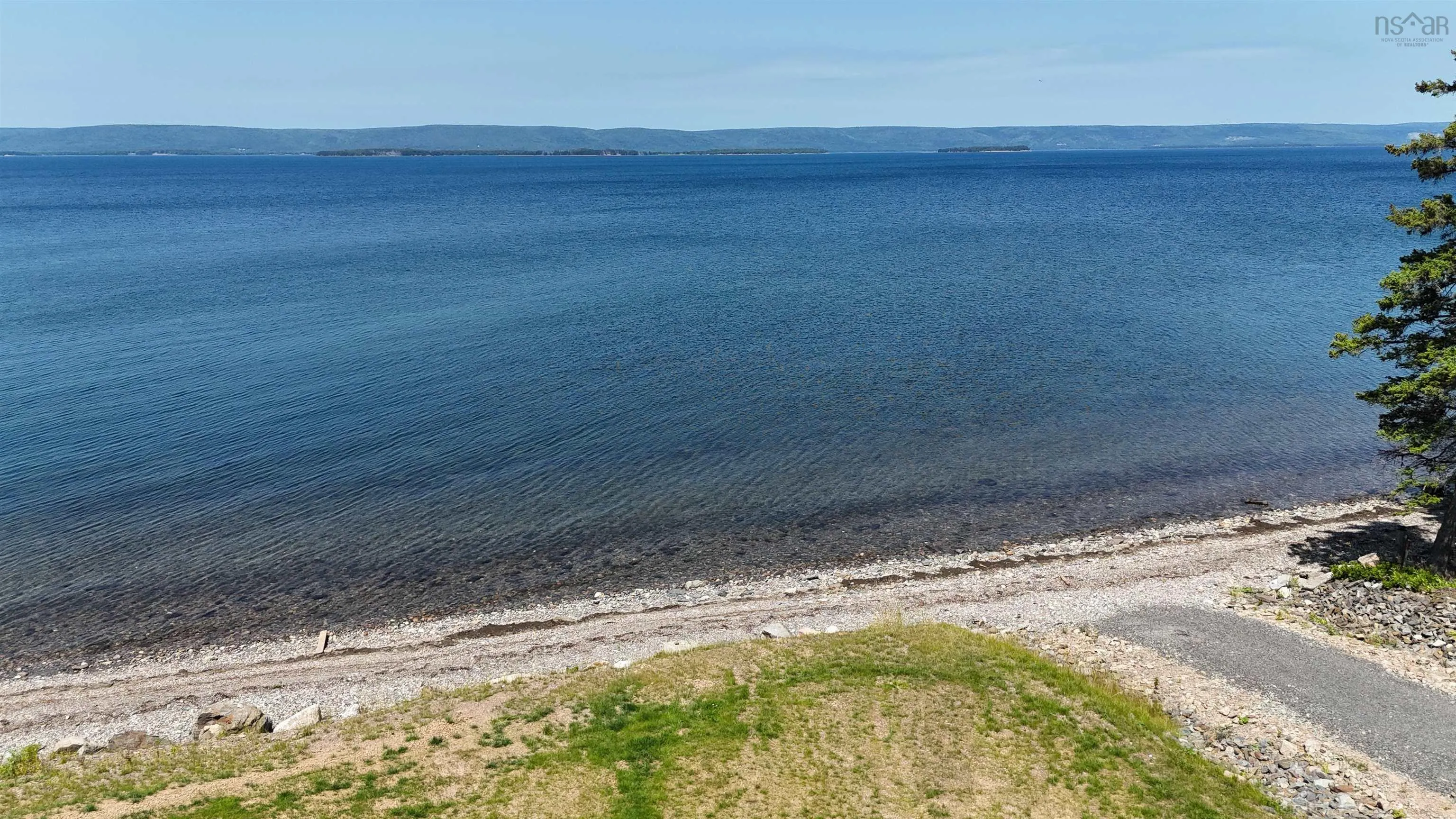 West Bay Highway, St Georges Channel, NS B0E 3K0, 1 Bedroom Bedrooms, ,1 BathroomBathrooms,Residential,For Sale,West Bay,202519020