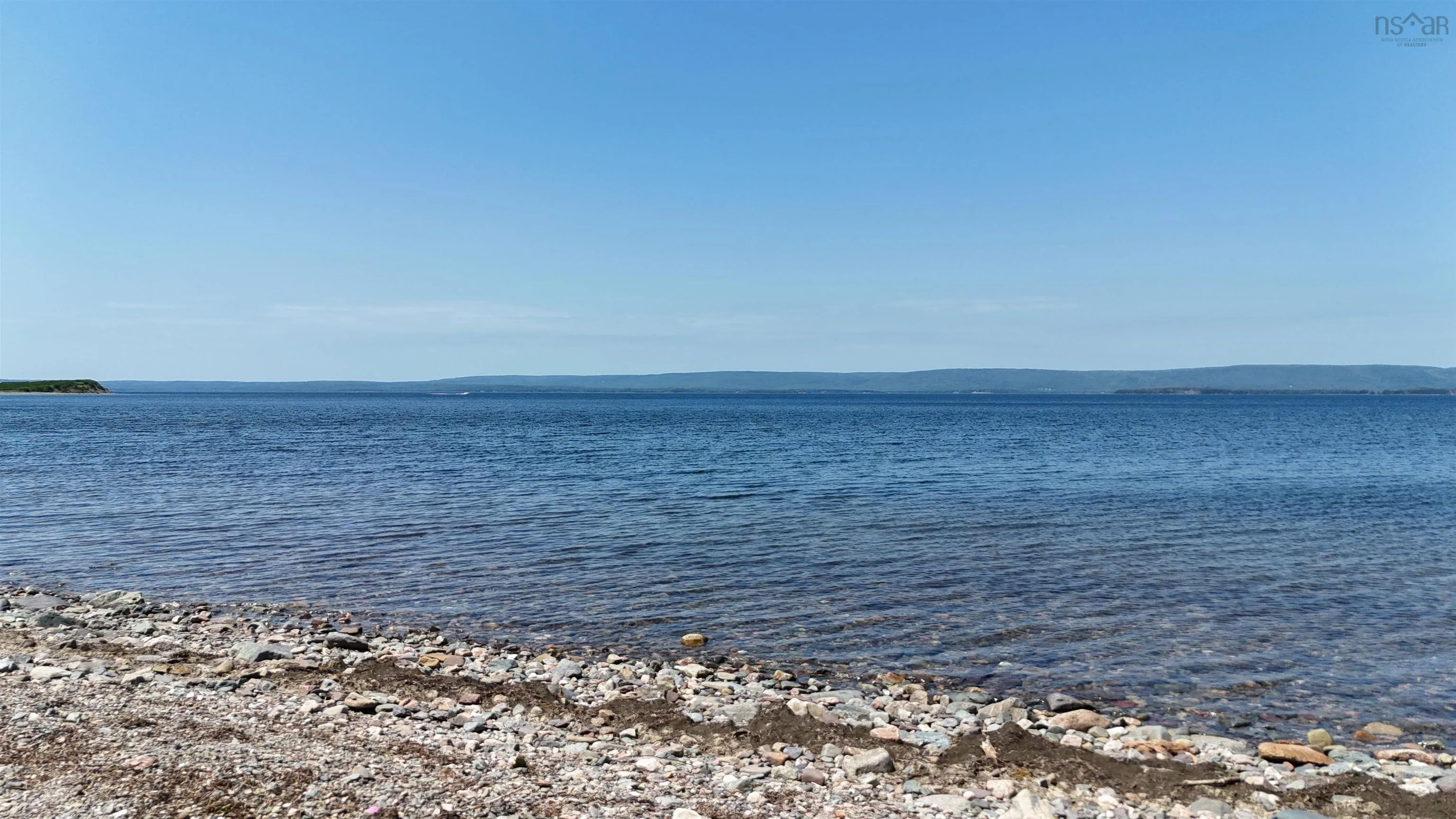 West Bay Highway, St Georges Channel, NS B0E 3K0, 1 Bedroom Bedrooms, ,1 BathroomBathrooms,Residential,For Sale,West Bay,202519020