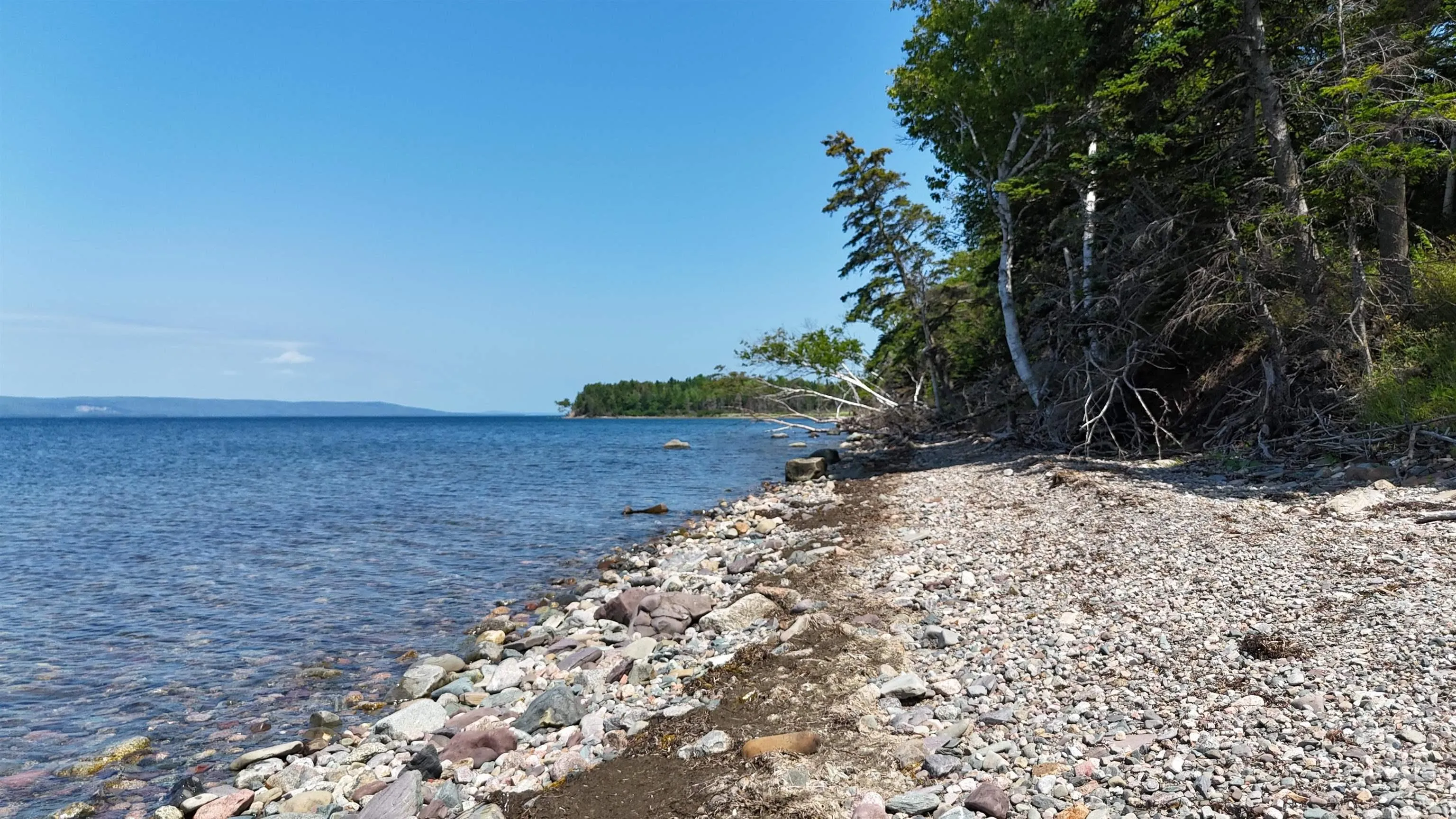 West Bay Highway, St Georges Channel, NS B0E 3K0, 1 Bedroom Bedrooms, ,1 BathroomBathrooms,Residential,For Sale,West Bay,202519020