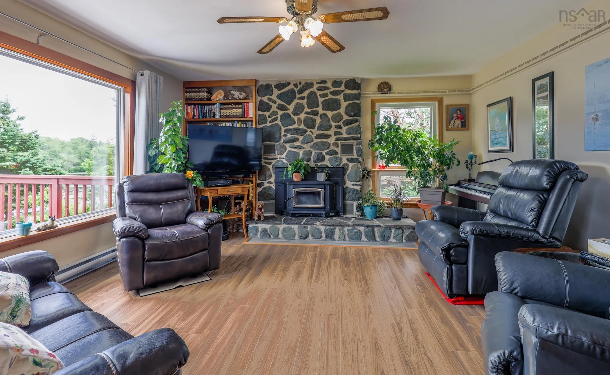 998 Mood Road, Summerville, NS B5A 5J5, 3 Bedrooms Bedrooms, ,2 BathroomsBathrooms,Residential,For Sale,Mood,202517755