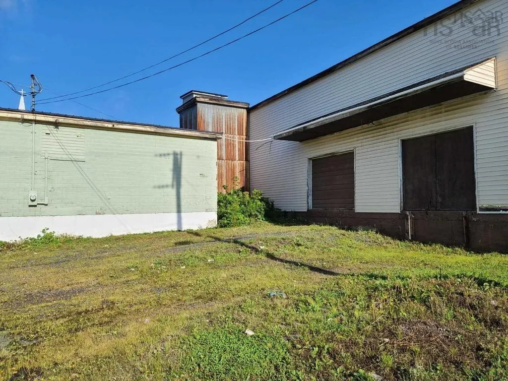 323 Frederick Street, New Glasgow, NS B2H 3N9, ,Commercial Sale,For Sale,Frederick,202520299