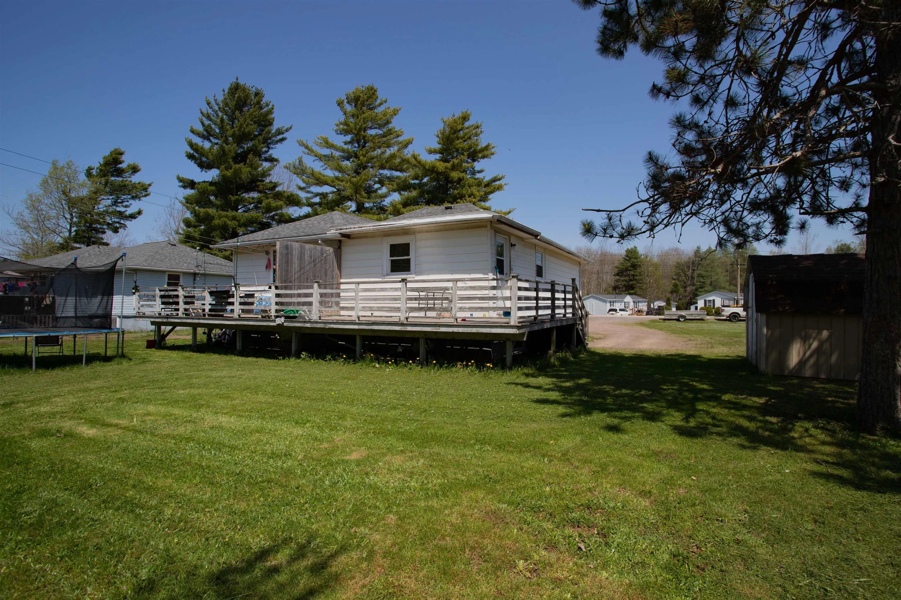989-991 Glasgow Avenue, Greenwood, NS B0P 1R0, 4 Bedrooms Bedrooms, ,Residential Income,For Sale,Glasgow,202511070