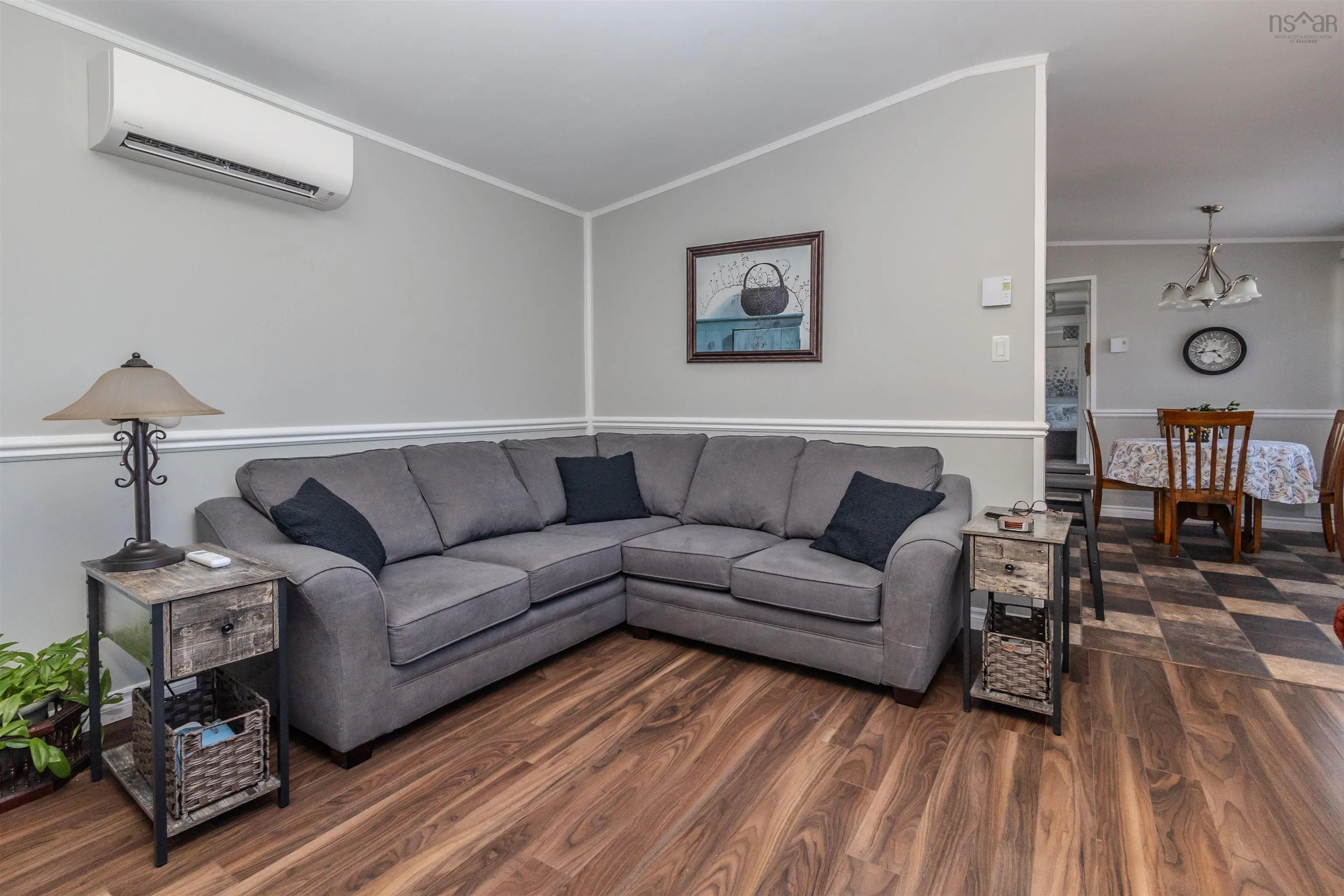 77 Bendix Street, Sydney Mines, NS B1V 3C4, 3 Bedrooms Bedrooms, ,2 BathroomsBathrooms,Residential,For Sale,Bendix,202521954