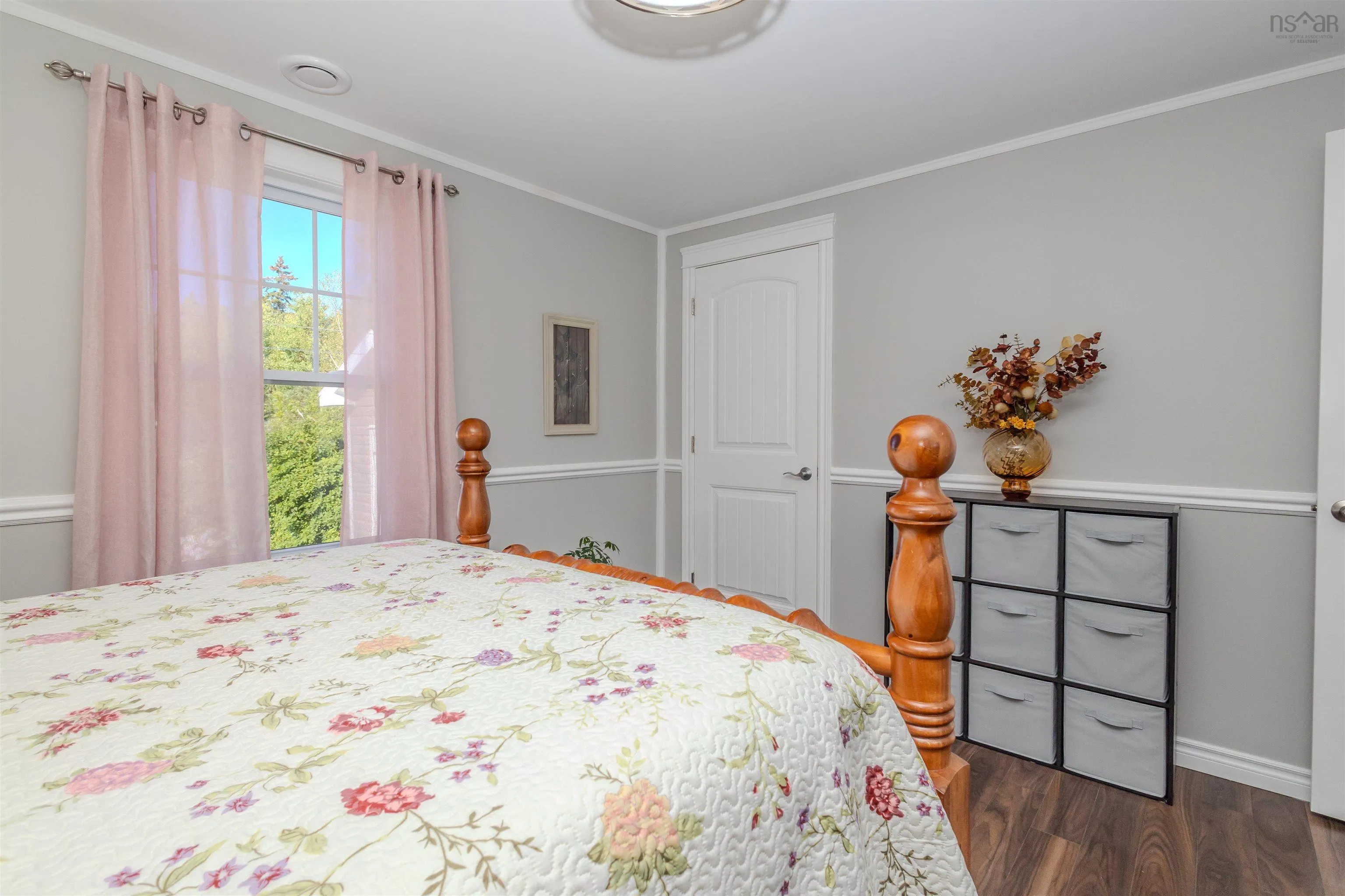 77 Bendix Street, Sydney Mines, NS B1V 3C4, 3 Bedrooms Bedrooms, ,2 BathroomsBathrooms,Residential,For Sale,Bendix,202521954