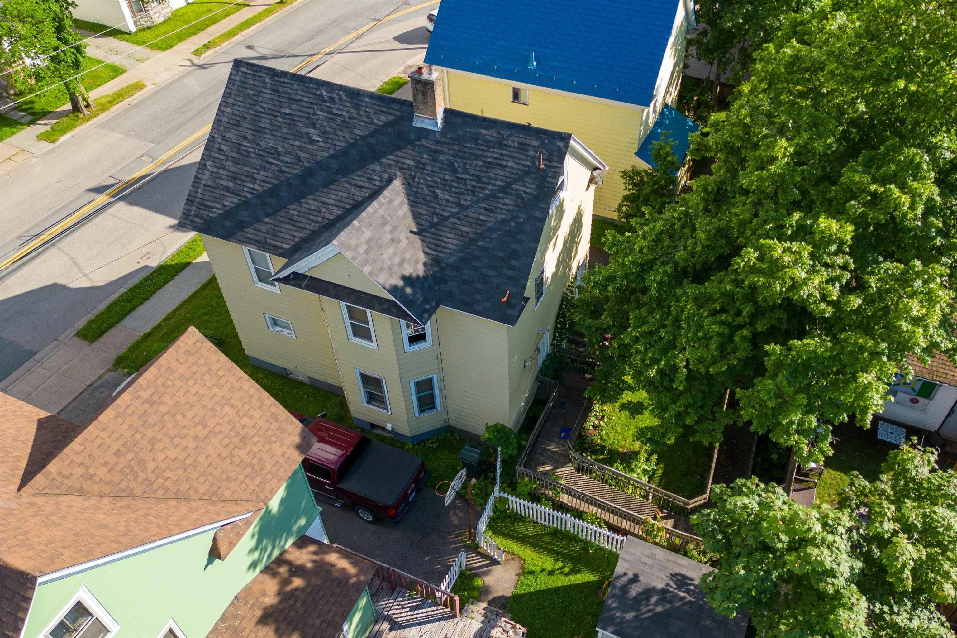 341 Townsend Street, Sydney, NS B1P 5G1, 6 Bedrooms Bedrooms, ,2 BathroomsBathrooms,Residential,For Sale,Townsend,202517620