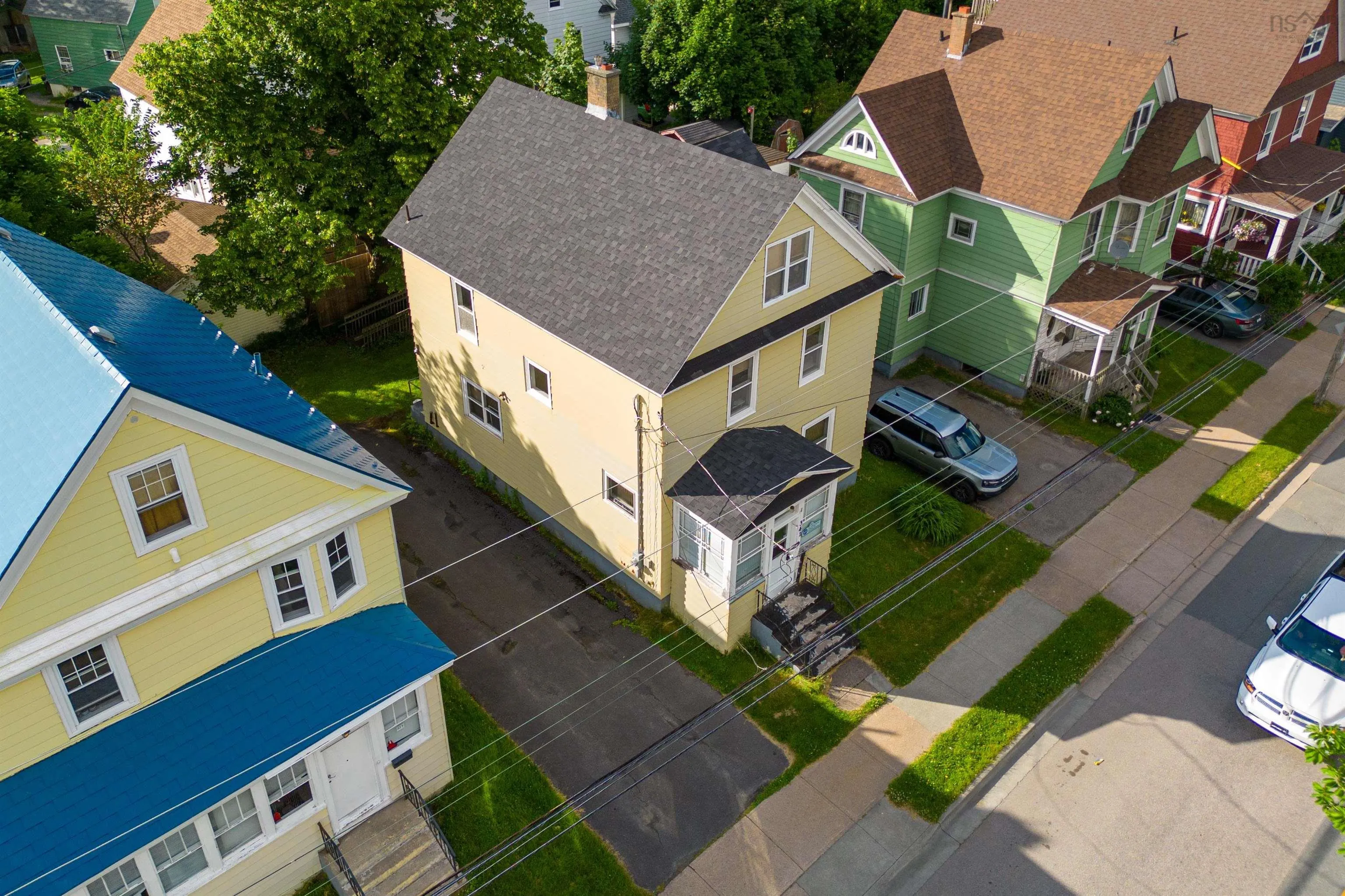 341 Townsend Street, Sydney, NS B1P 5G1, 6 Bedrooms Bedrooms, ,2 BathroomsBathrooms,Residential,For Sale,Townsend,202517620