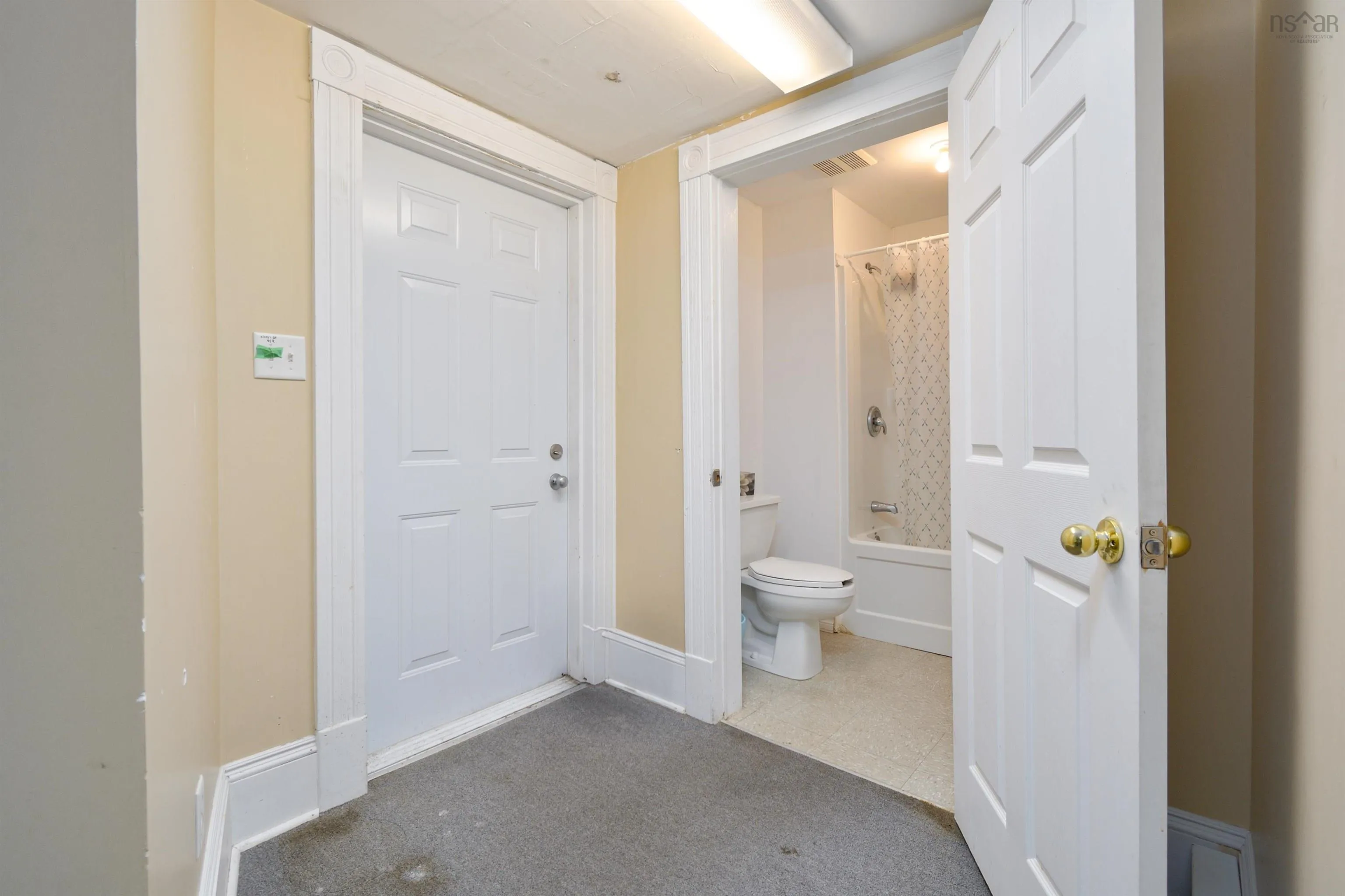 341 Townsend Street, Sydney, NS B1P 5G1, 6 Bedrooms Bedrooms, ,2 BathroomsBathrooms,Residential,For Sale,Townsend,202517620