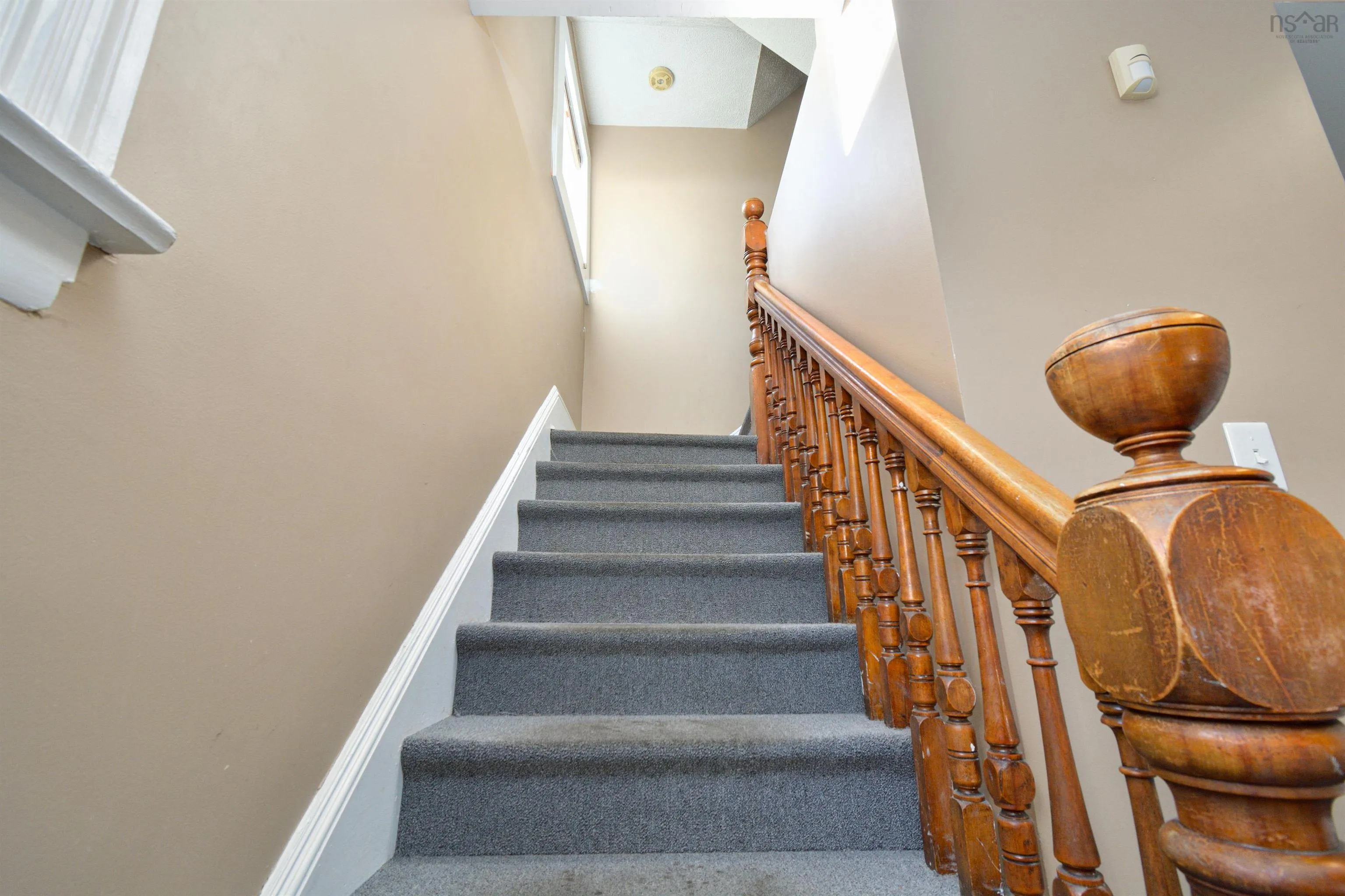 341 Townsend Street, Sydney, NS B1P 5G1, 6 Bedrooms Bedrooms, ,2 BathroomsBathrooms,Residential,For Sale,Townsend,202517620