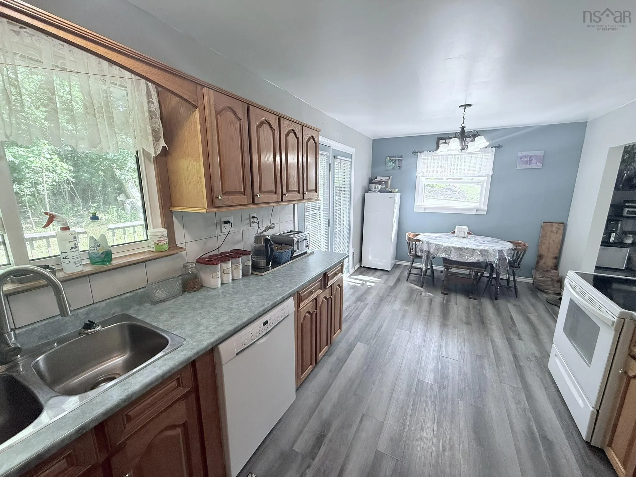 111 Grandview Avenue, Trenton Ns B0k 1x0, 4 Bedrooms Bedrooms, ,2 BathroomsBathrooms,Residential,For Sale,Grandview,202502786