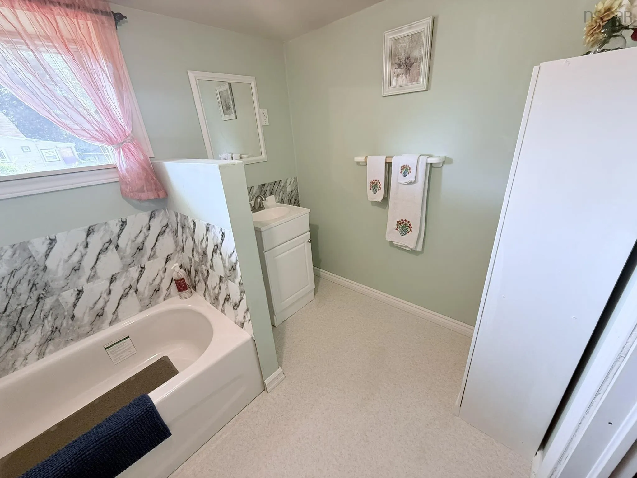 111 Grandview Avenue, Trenton Ns B0k 1x0, 4 Bedrooms Bedrooms, ,2 BathroomsBathrooms,Residential,For Sale,Grandview,202502786