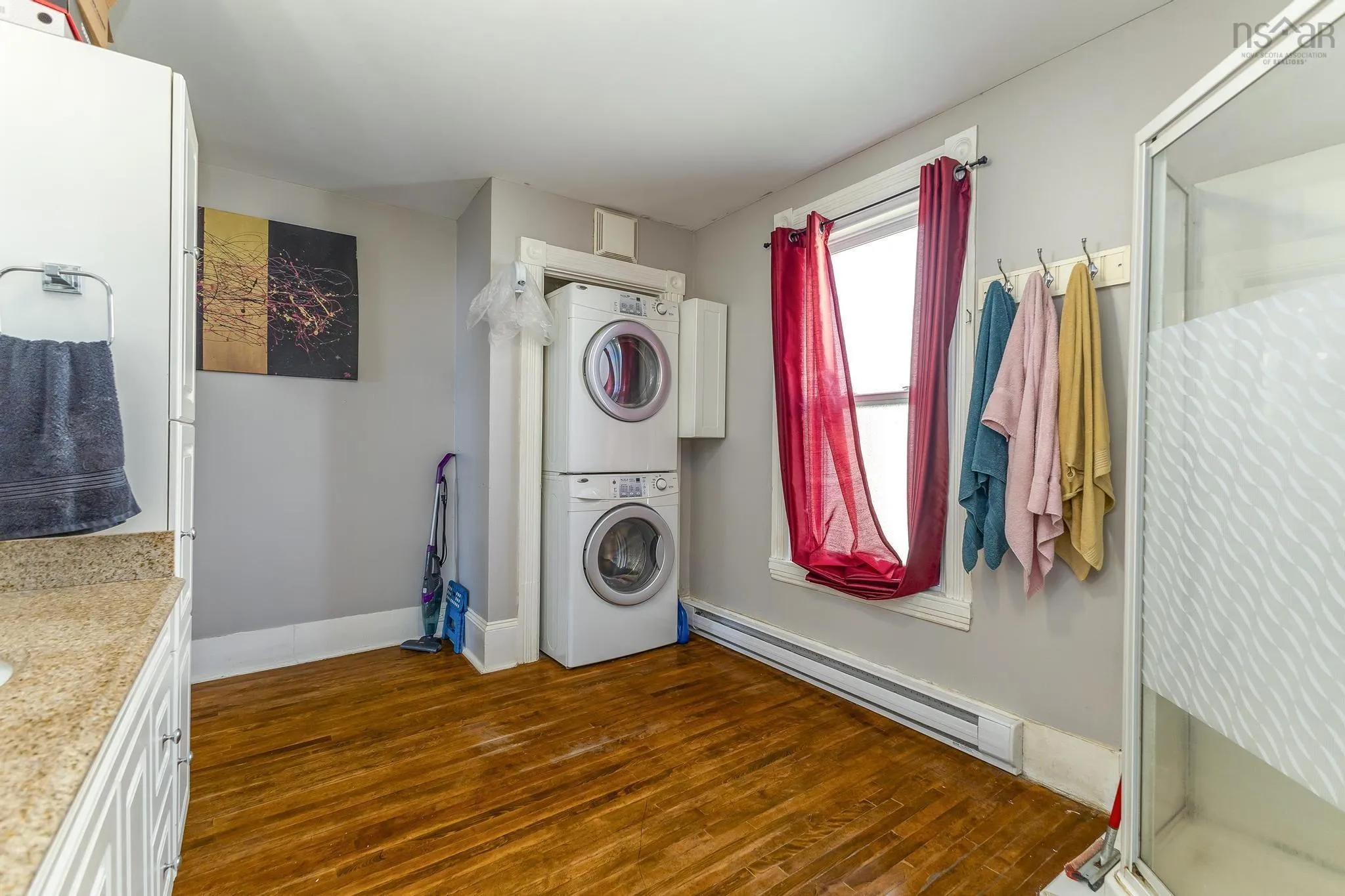 25 Jubilee Avenue, Stellarton, NS B0K 1S0, 3 Bedrooms Bedrooms, ,Residential Income,For Sale,Jubilee,202516059