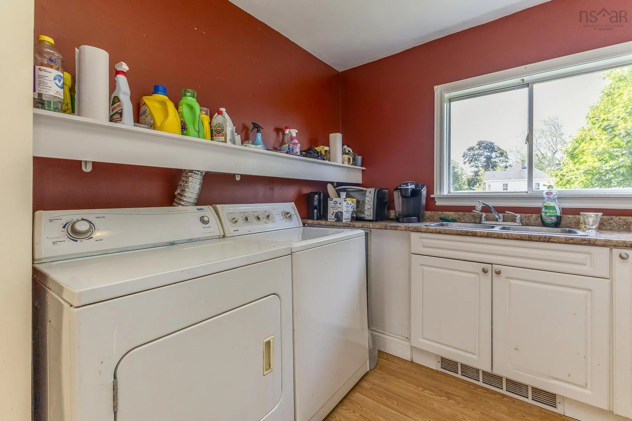 25 Jubilee Avenue, Stellarton, NS B0K 1S0, 3 Bedrooms Bedrooms, ,Residential Income,For Sale,Jubilee,202516059
