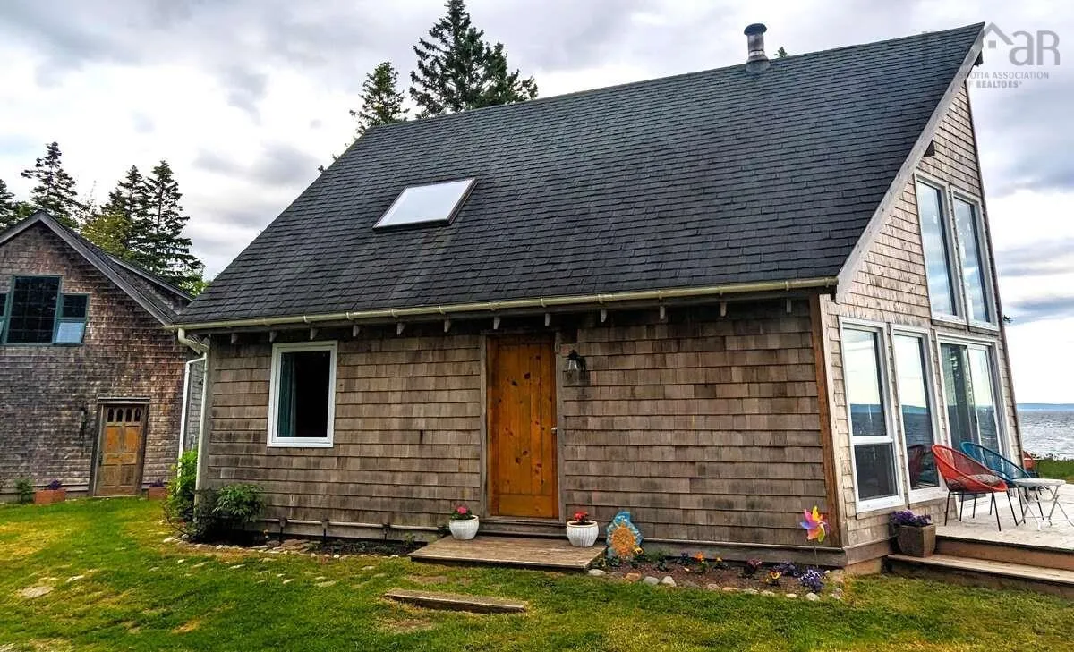 56 Johnny Ben's Lane, Red Point, NS B2C 1G8, 2 Bedrooms Bedrooms, ,1 BathroomBathrooms,Residential,For Sale,Johnny Ben's,202519843