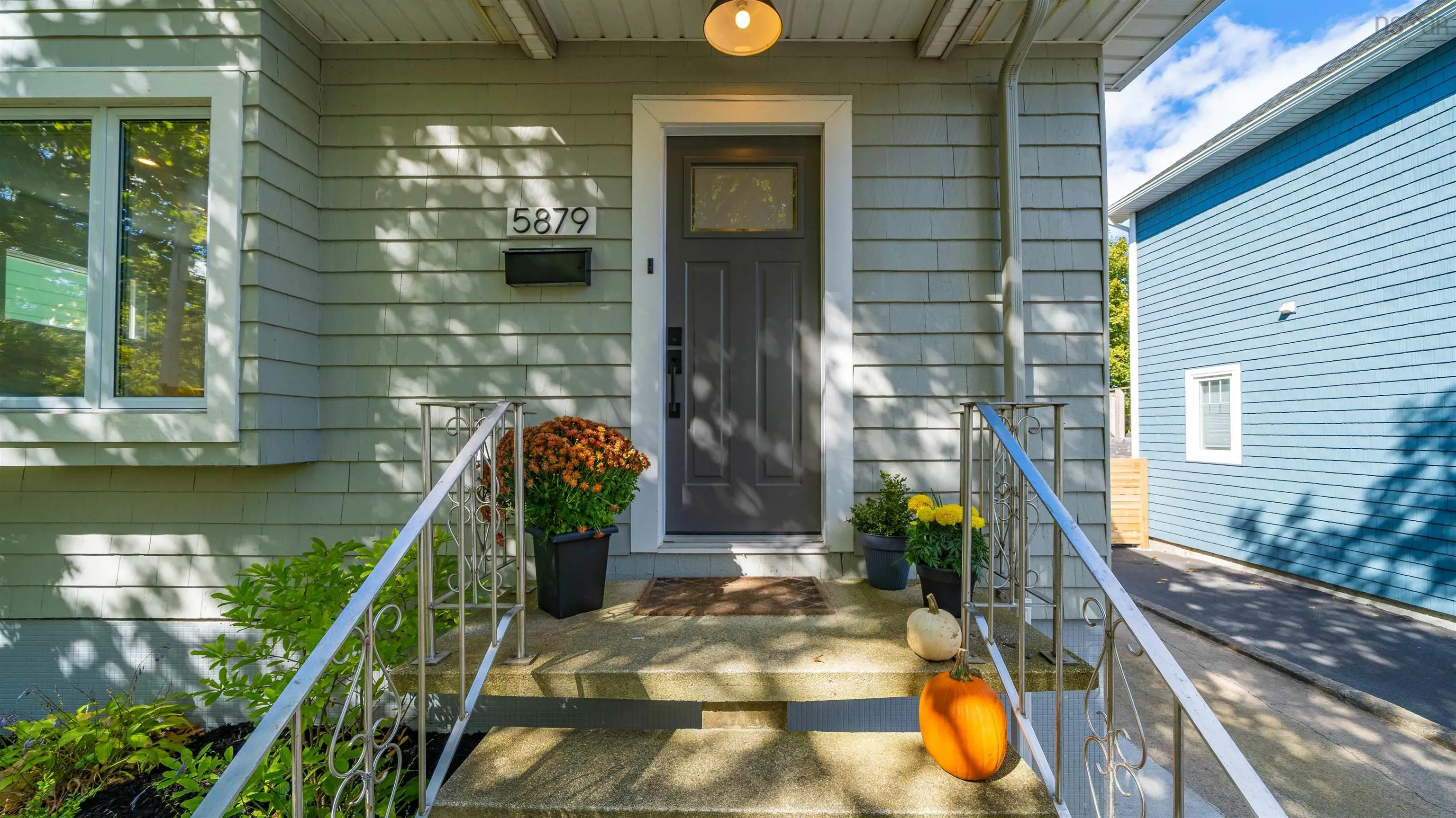 5879 Cabot Street, Halifax, NS B3K 2K2, 3 Bedrooms Bedrooms, ,1 BathroomBathrooms,Residential,For Sale,Cabot,202525462