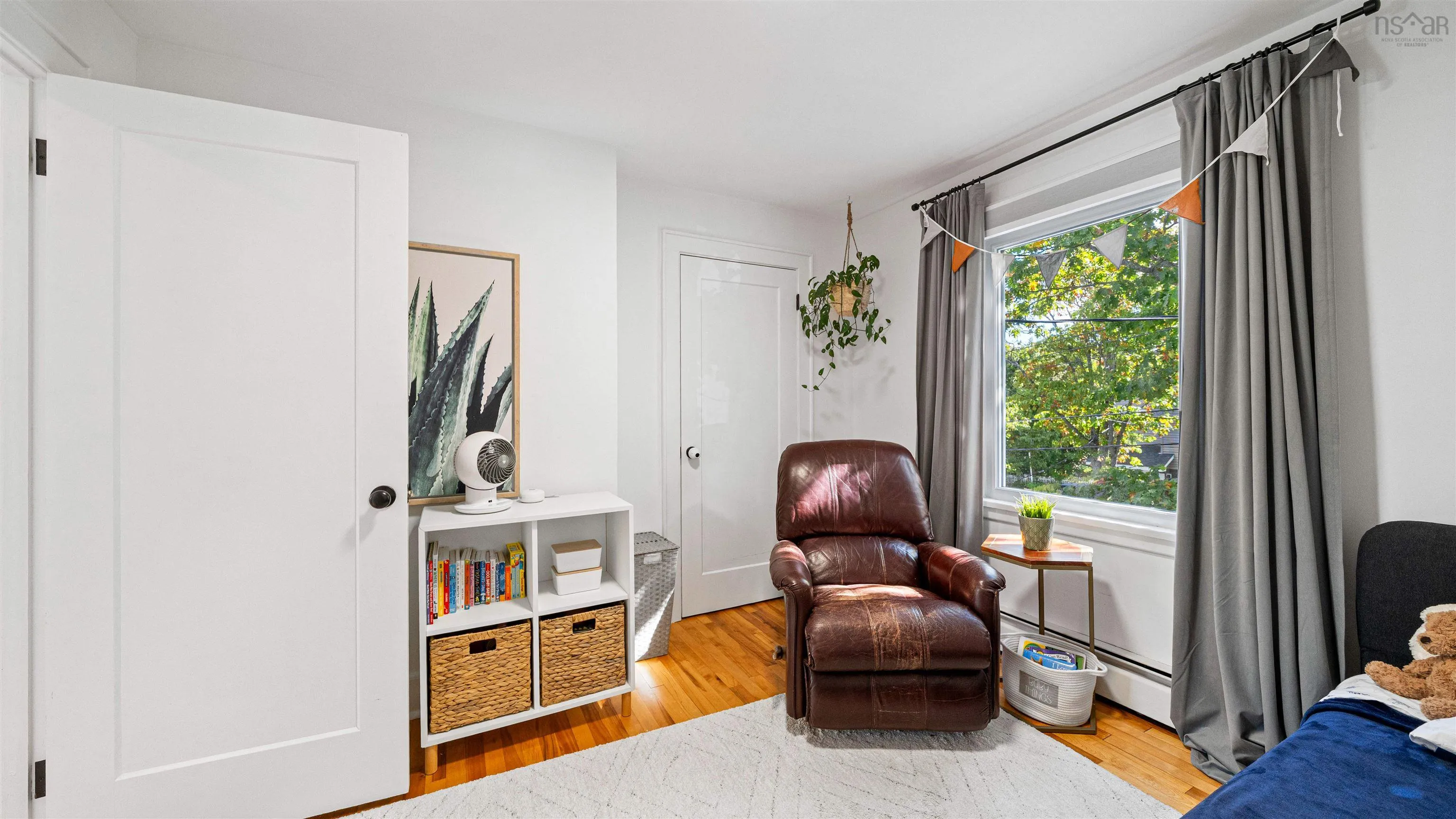 5879 Cabot Street, Halifax, NS B3K 2K2, 3 Bedrooms Bedrooms, ,1 BathroomBathrooms,Residential,For Sale,Cabot,202525462