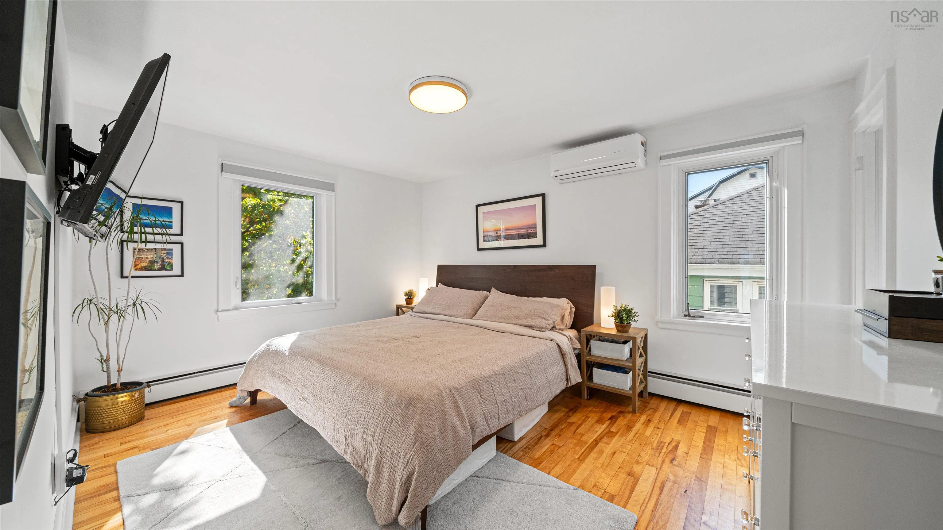 5879 Cabot Street, Halifax, NS B3K 2K2, 3 Bedrooms Bedrooms, ,1 BathroomBathrooms,Residential,For Sale,Cabot,202525462